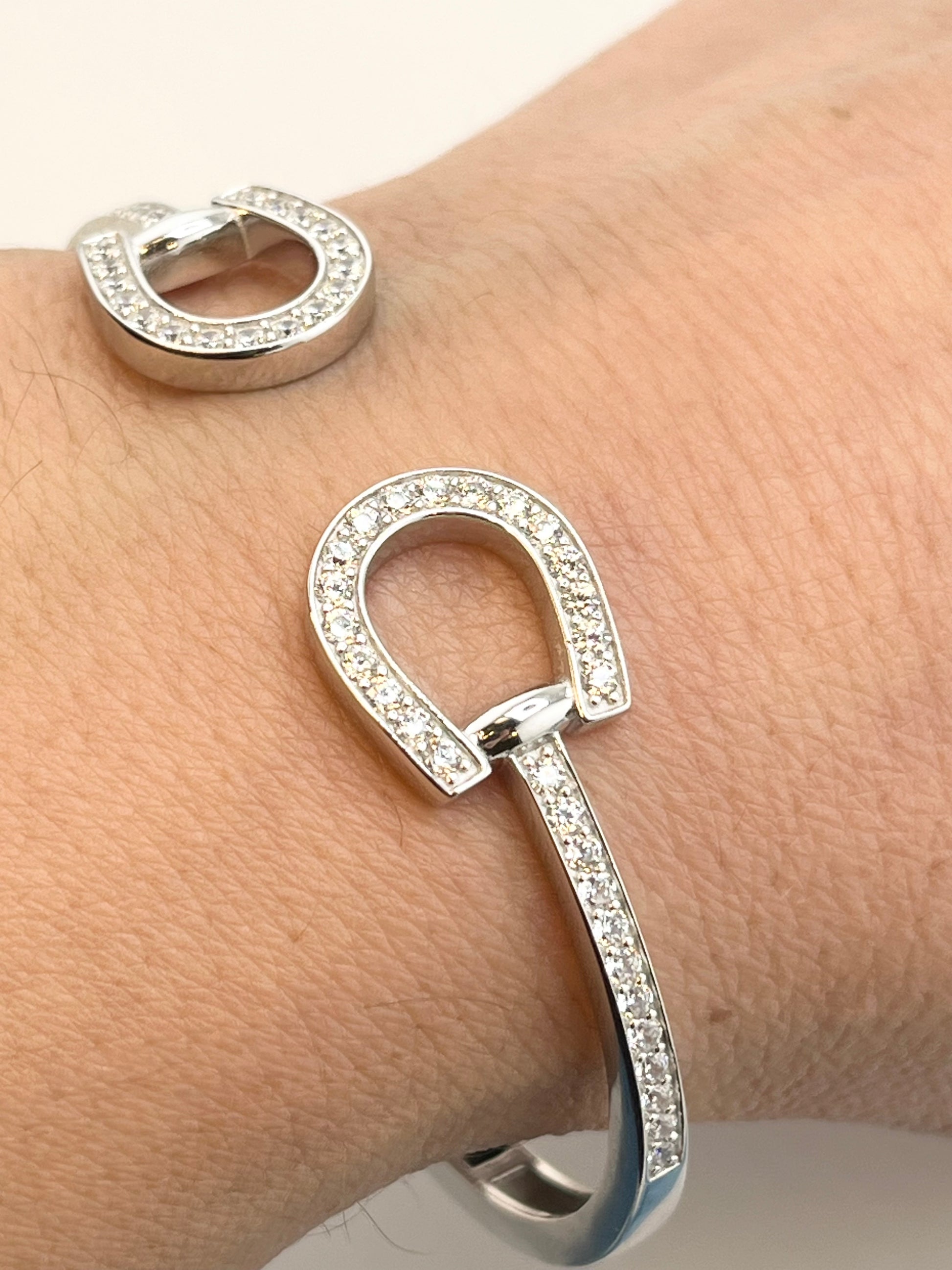 925 Sterling Silver Two Horsebit Motifs With End Design As Half Saddle Details Bangle
