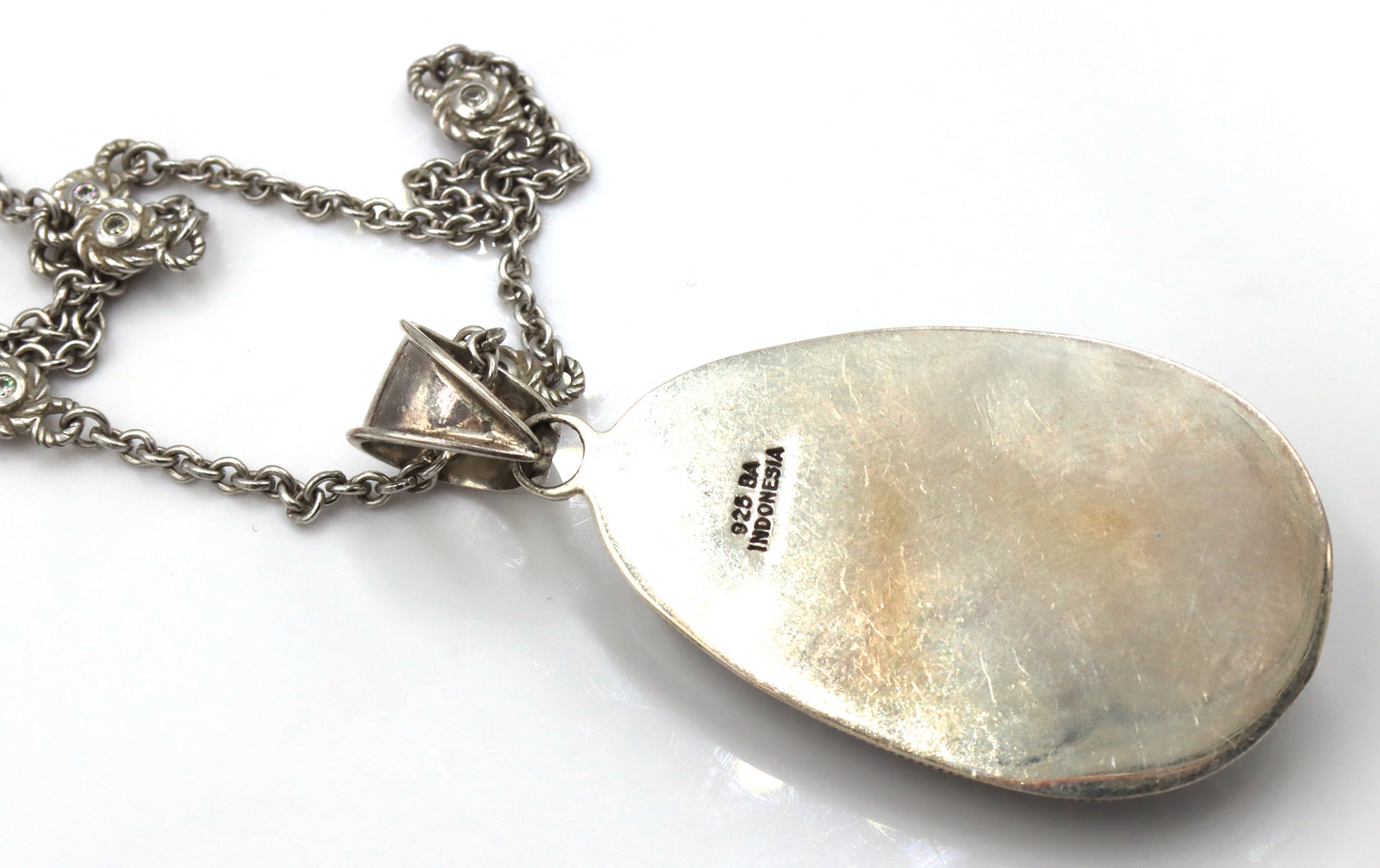 925 Sterling Silver BA Suarti Bali Mother Of Pearl Necklace