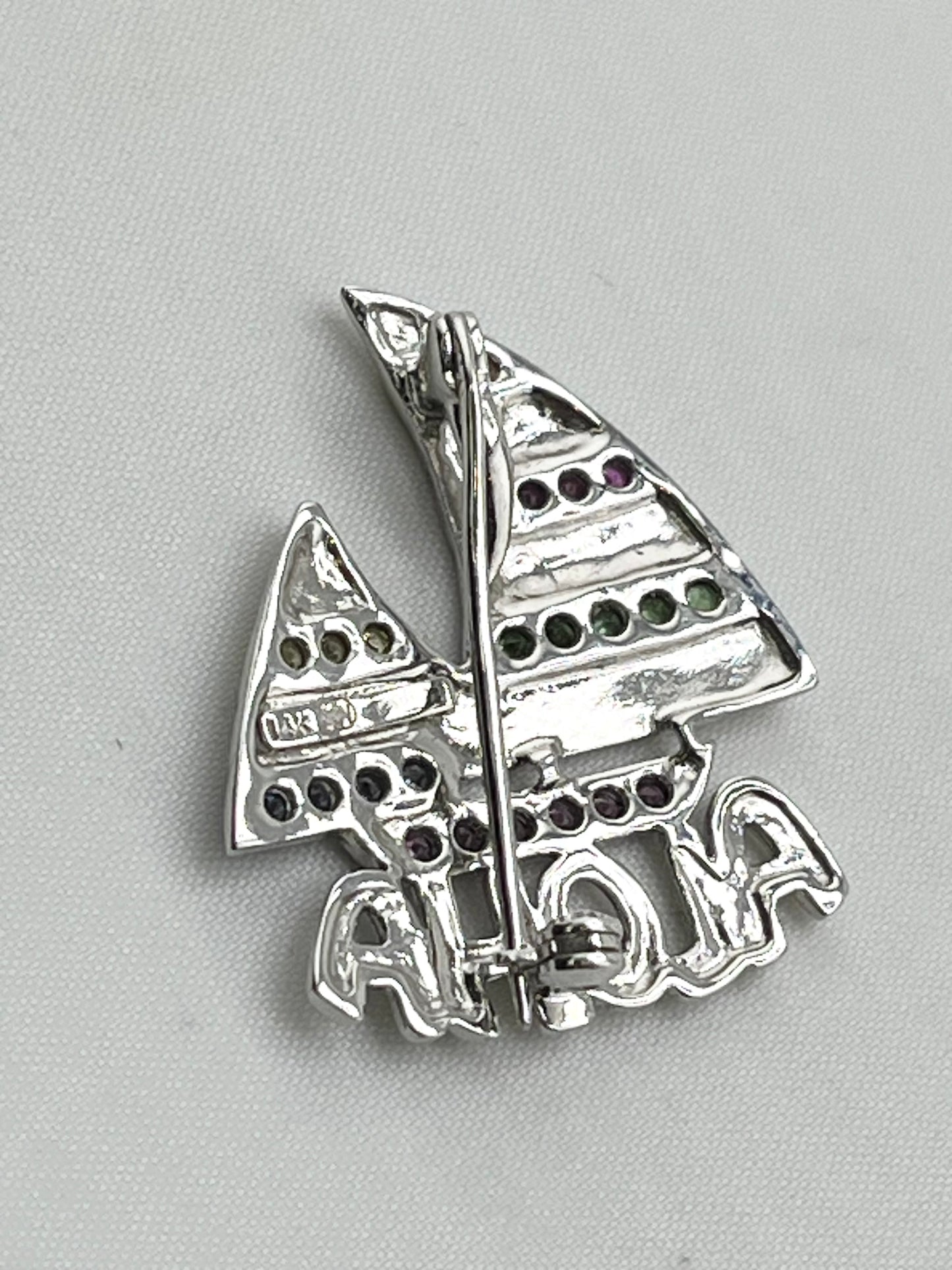 14KT White Gold Saliboat Aloha Brooch