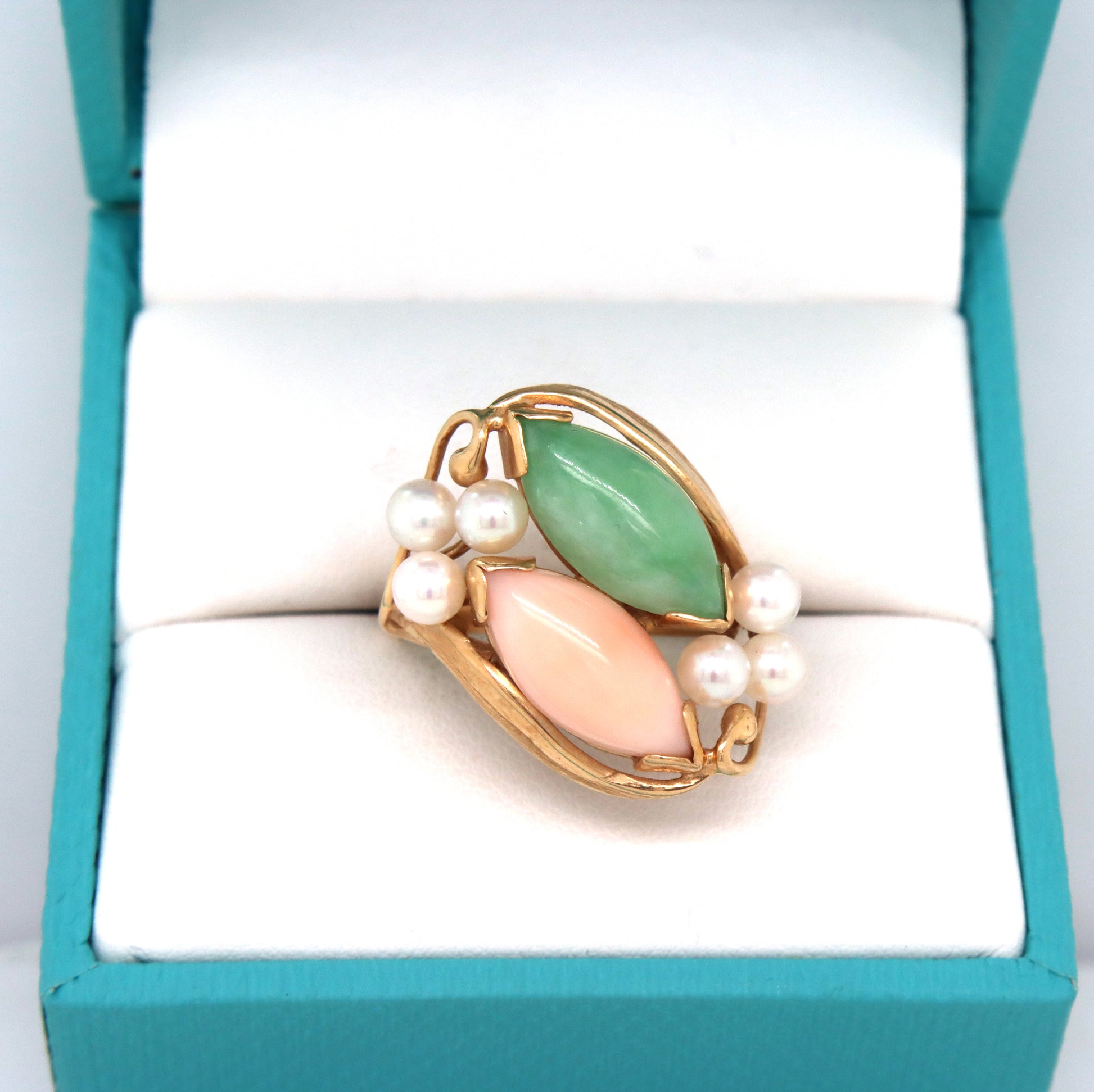 14kt Yellow gold Coral, Jade and pearl ring