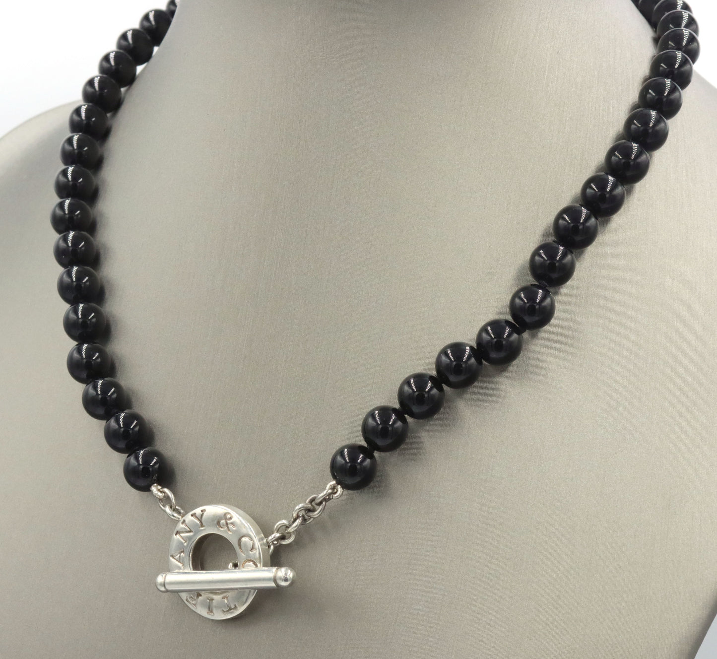 Tiffany & Co black onyx beads toggle necklace