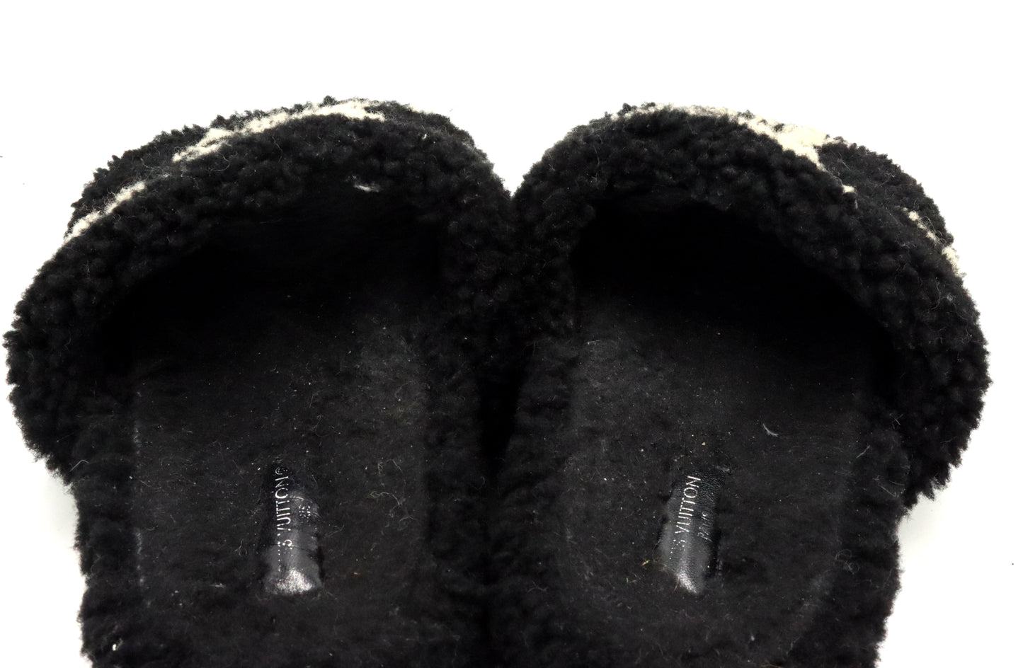 Louis Vuitton black white shearling Paseo flat Comfort mules