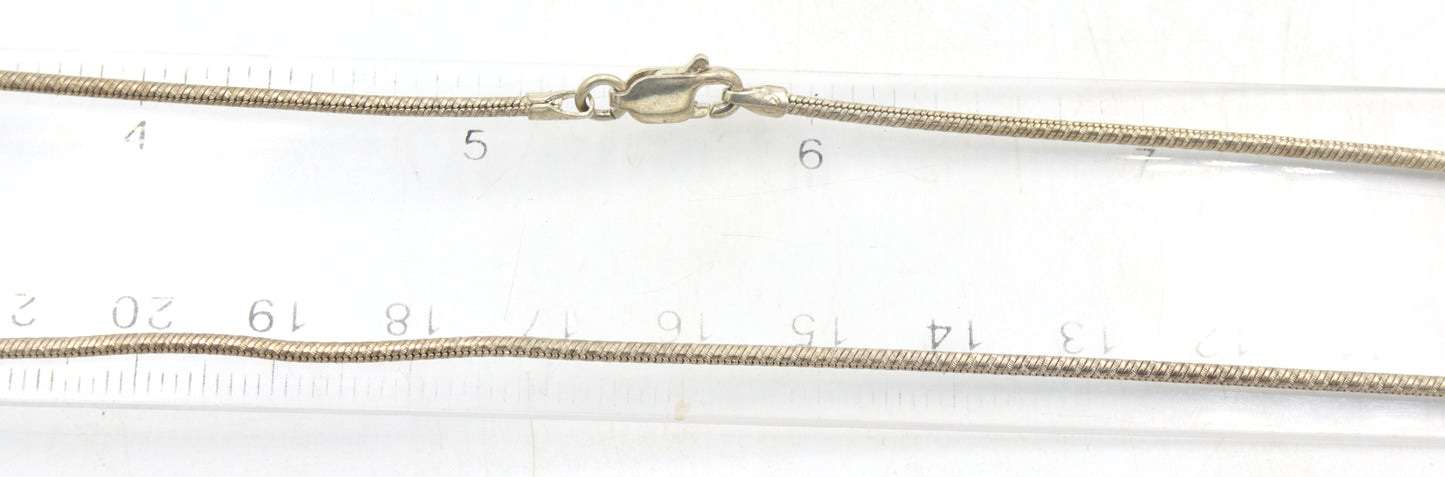 Group lot of 7 Vintage 925 sterling silver necklaces