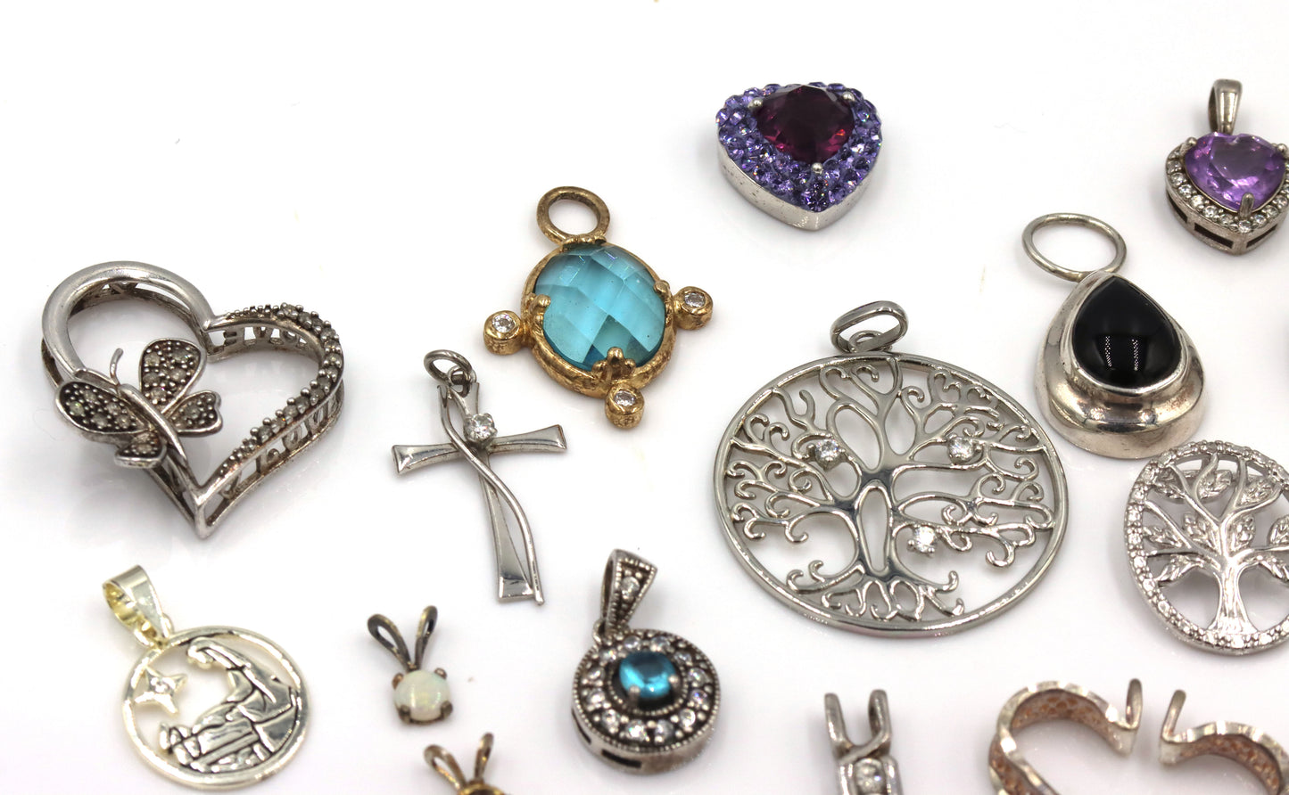 Lot of vintage 925 sterling silver pendants