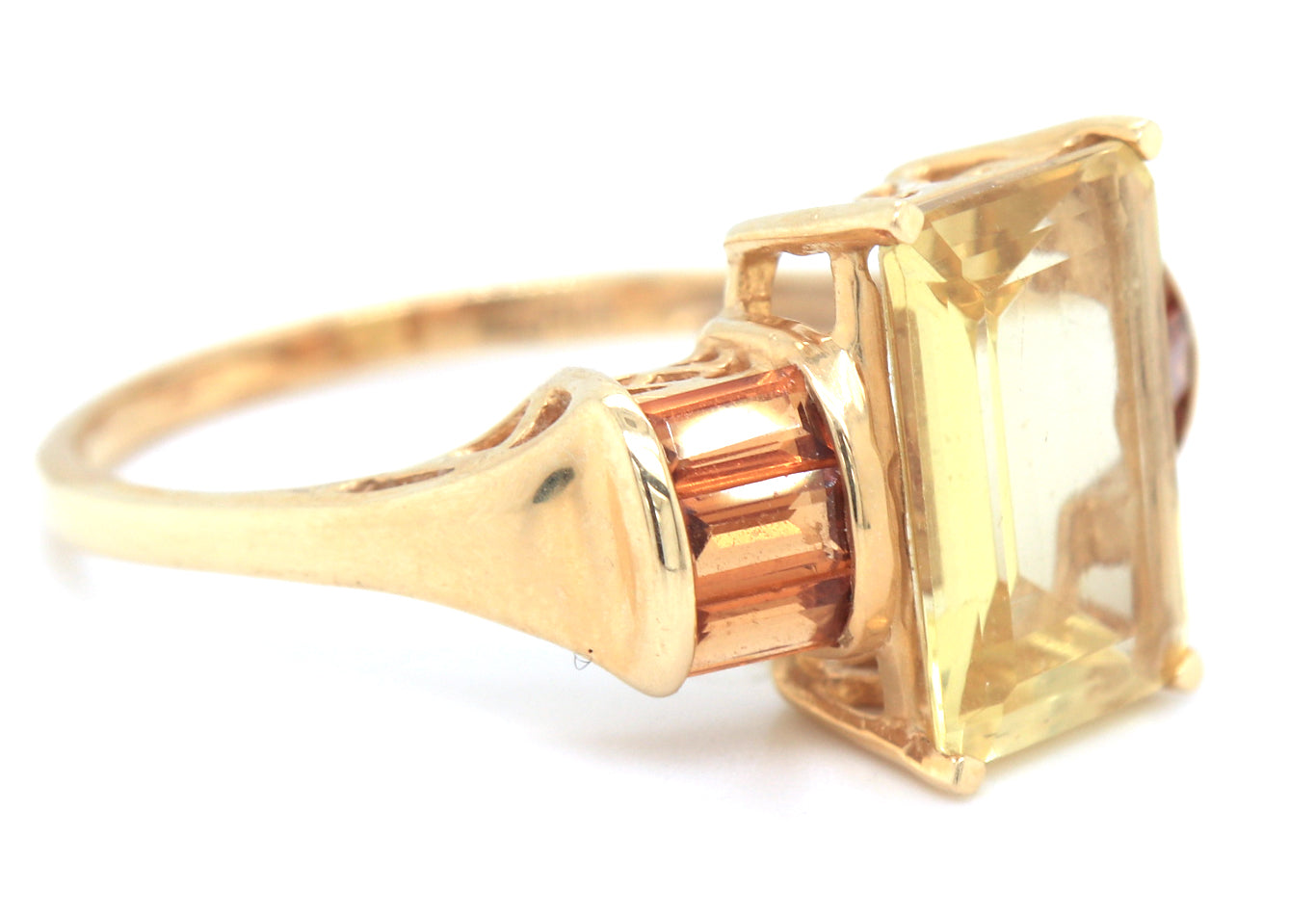 14kt Yellow gold quartz and sapphire ring