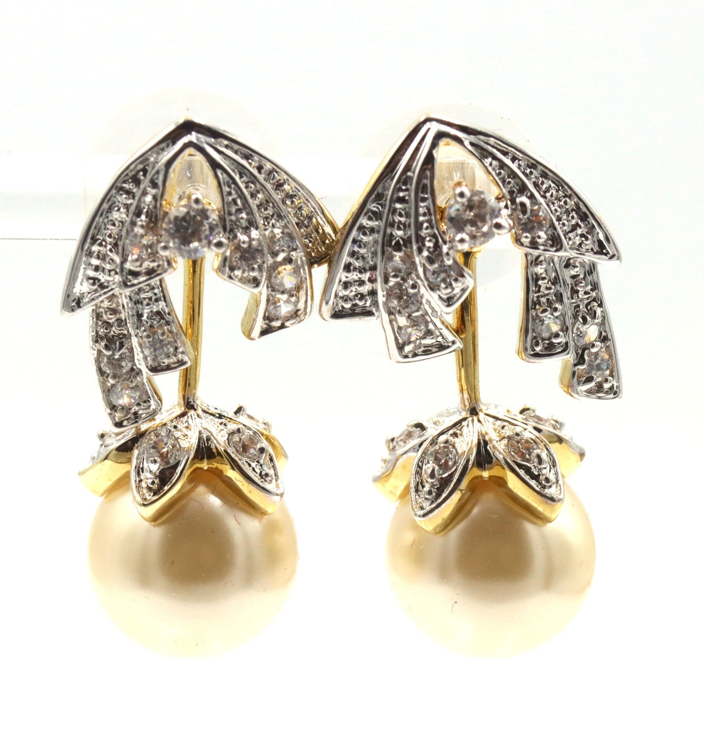 Camrose & Kross Jackie Kennedy gold tone pearl interchanging earrings