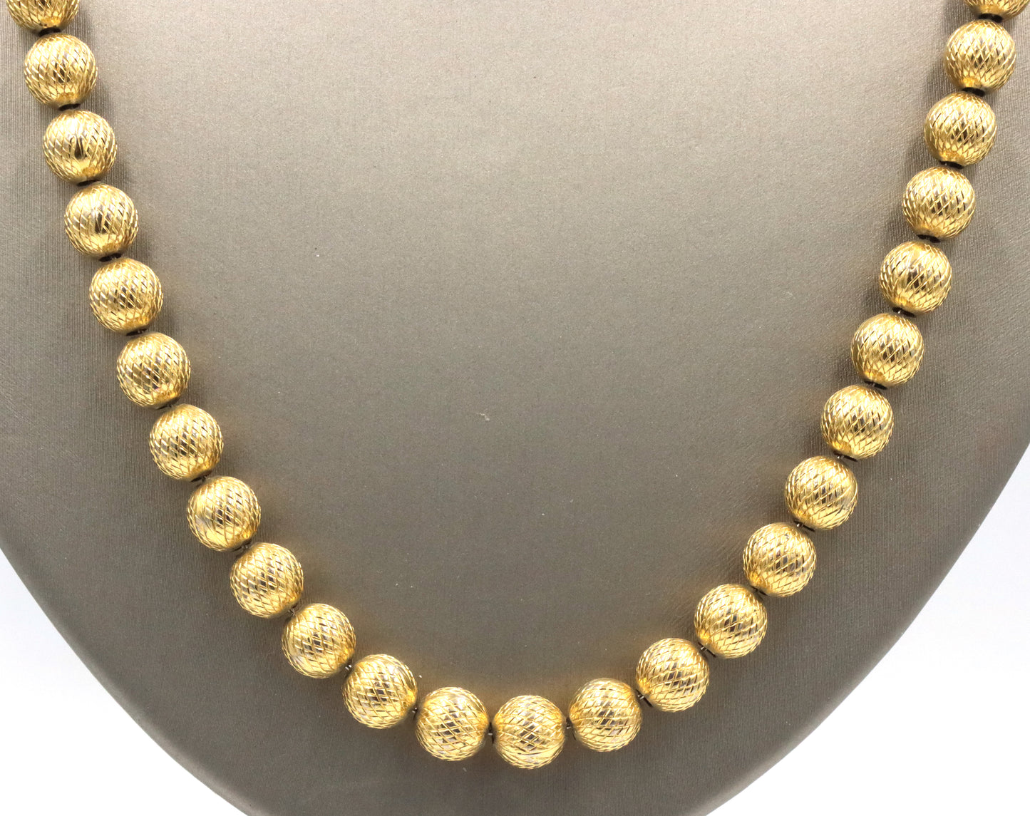 Gold plated beaded necklace