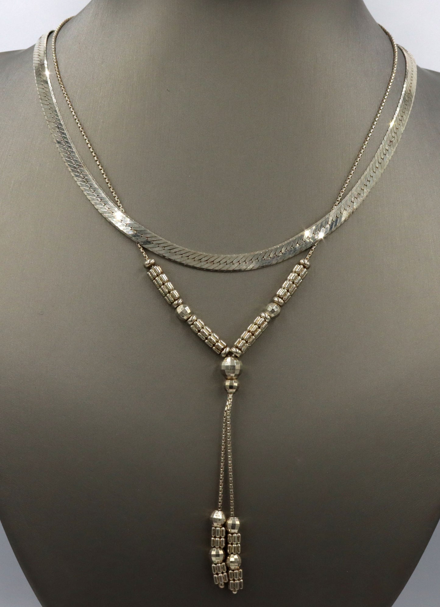 Lot of 2 Vintage 925 sterling silver necklaces