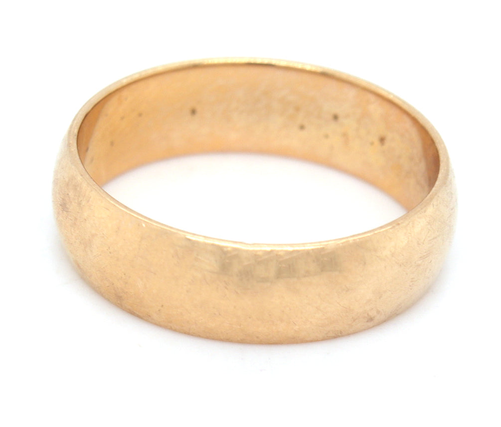 Simple 14kt Yellow gold wedding band