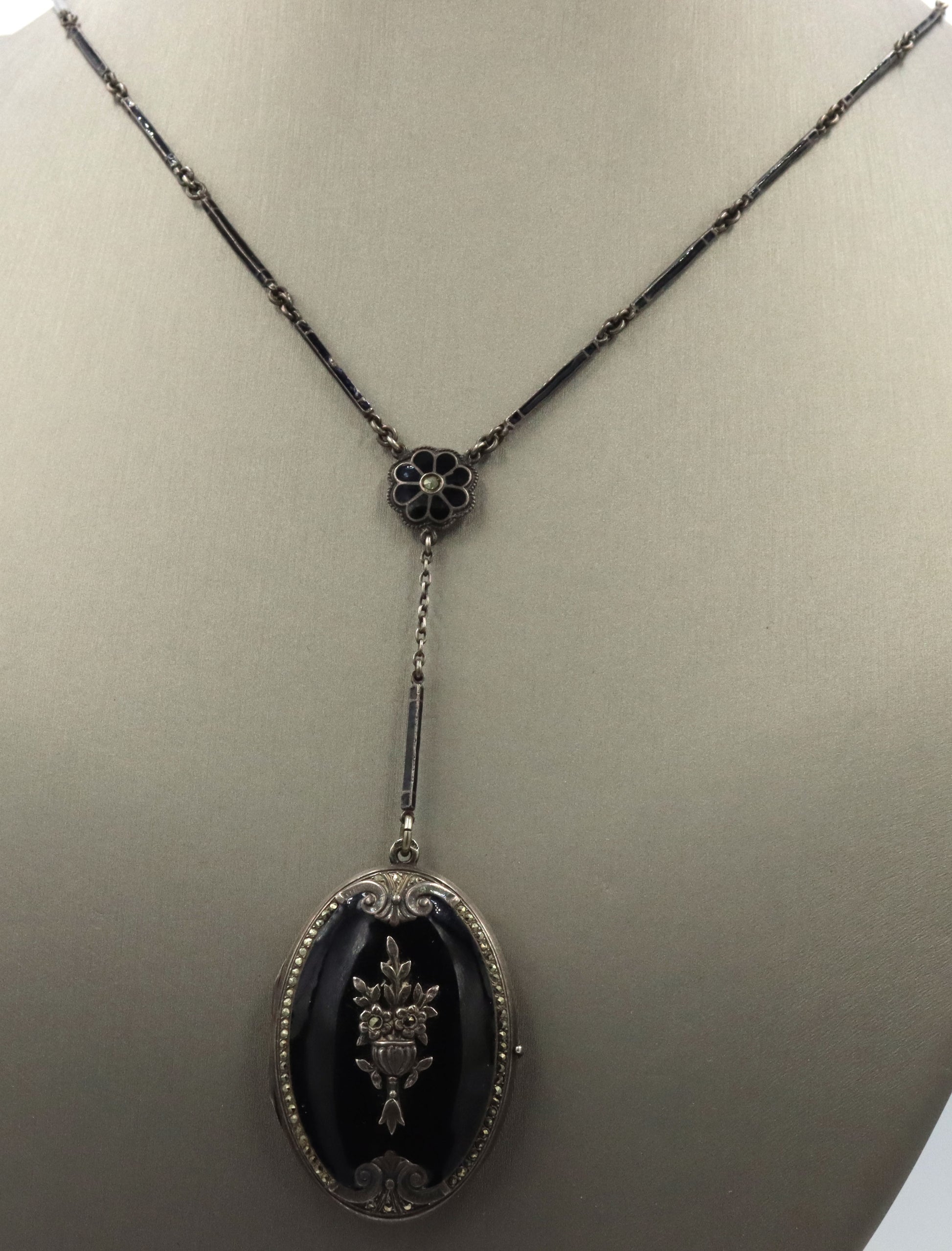 Vintage 925 sterling silver black onyx photo locket pendant lariat necklace