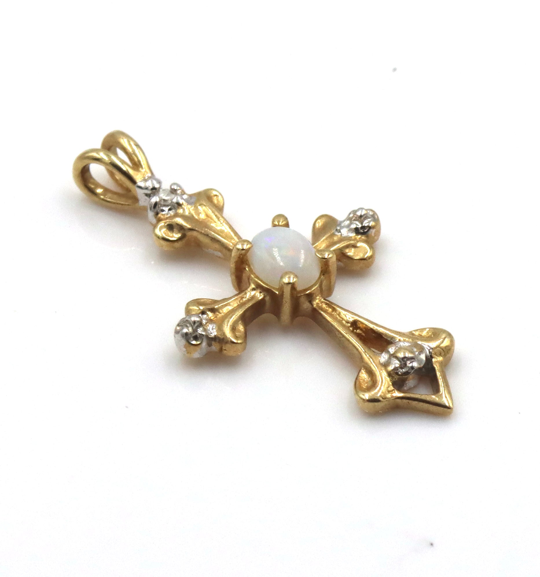 14kt Yellow gold opal cross pendant