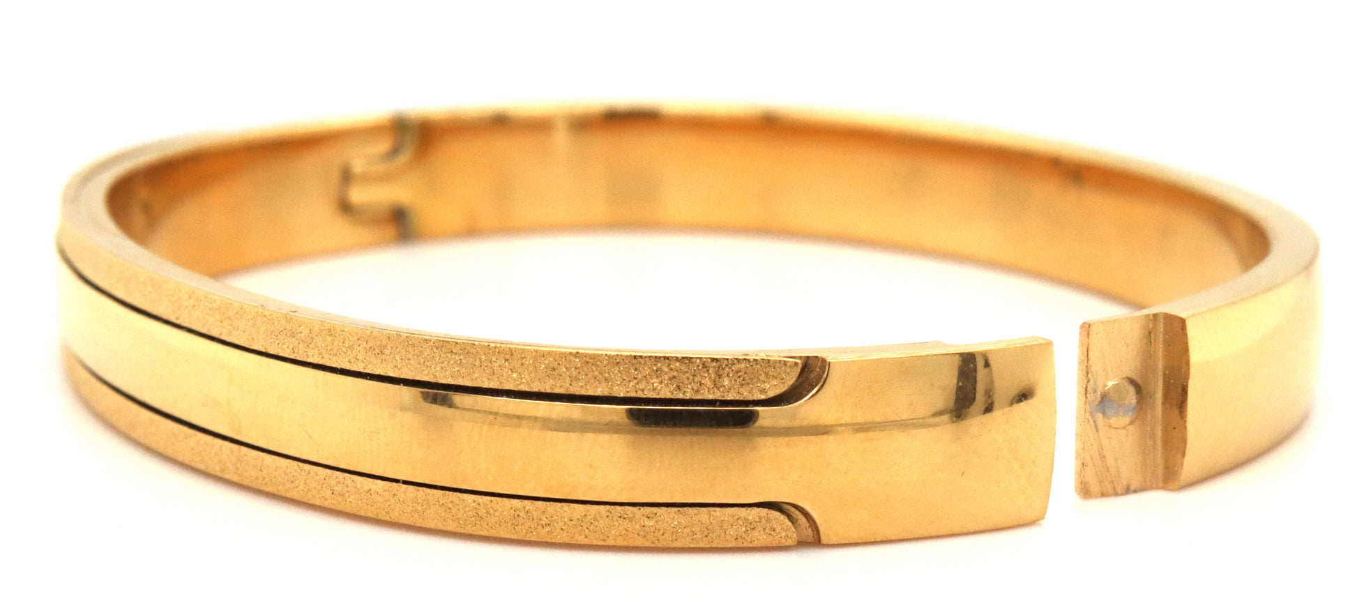 Stainless steel bangle
