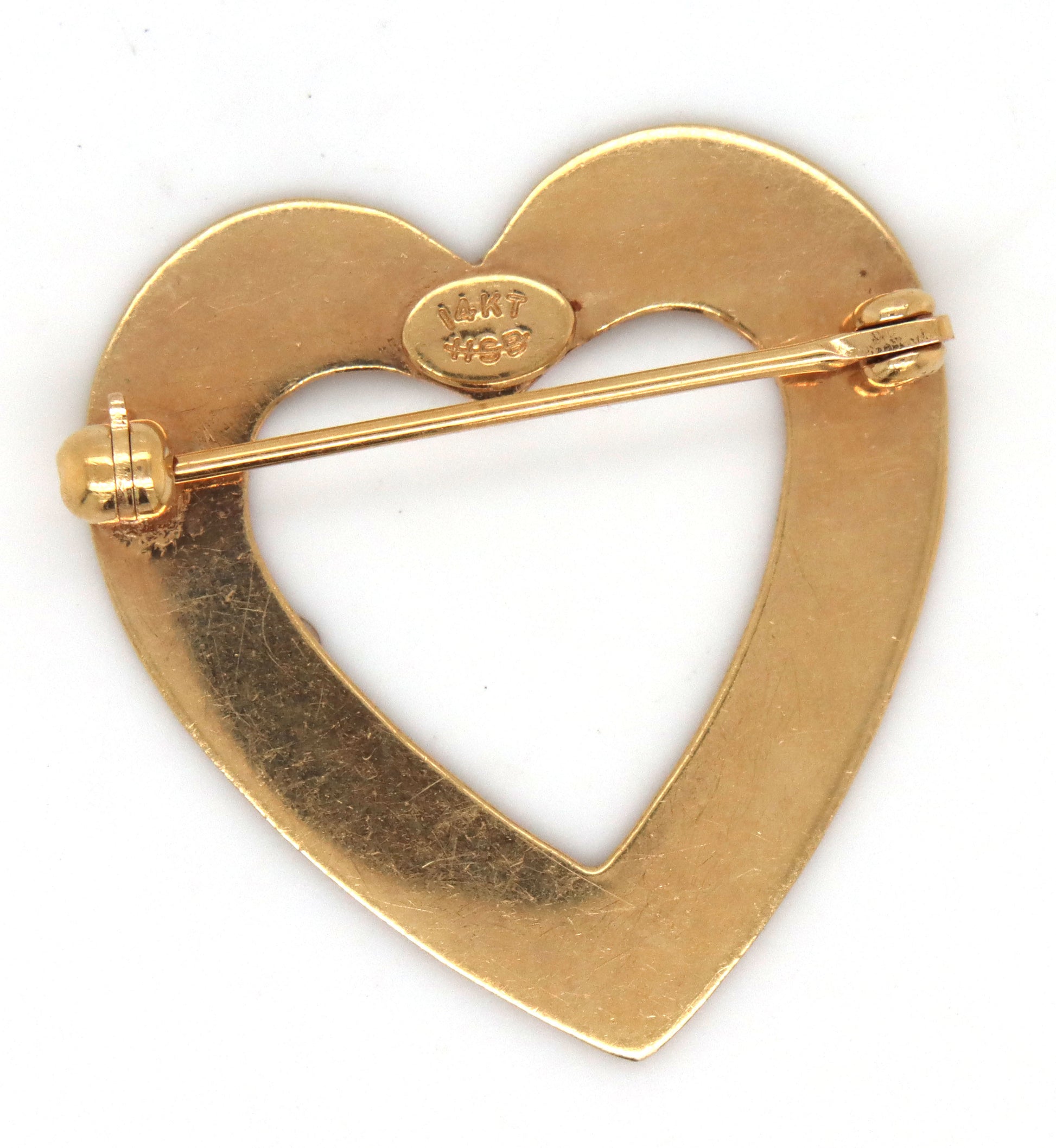 14kt Yellow gold heart shaped brooch