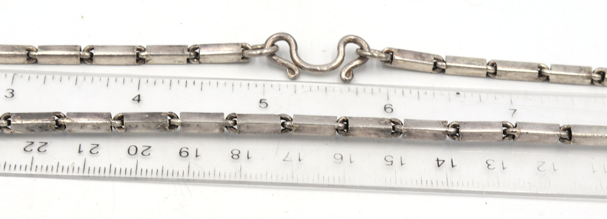 Group of 6 vintage 925 sterling silver necklaces