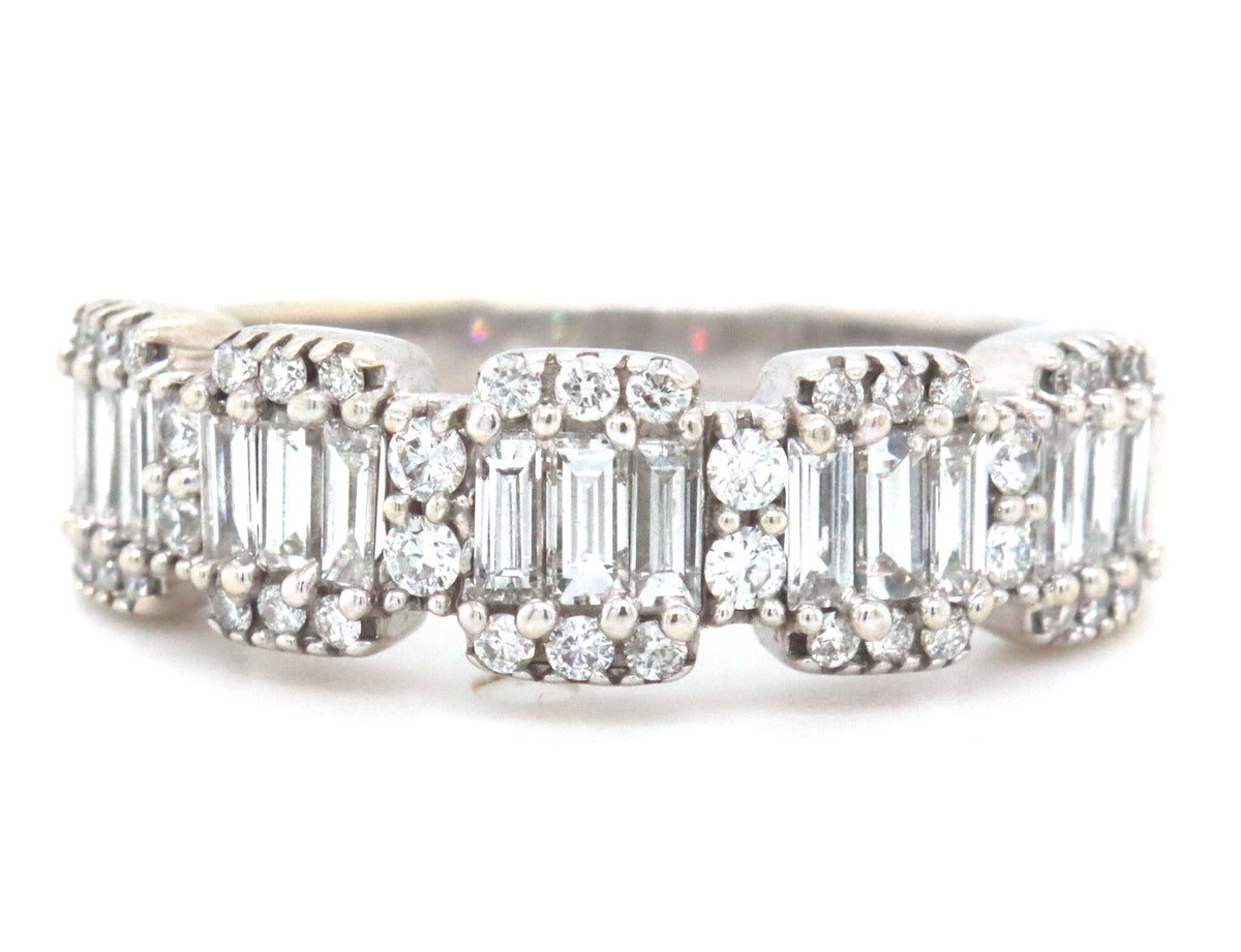 14kt White gold RBC and Baguette diamond station band