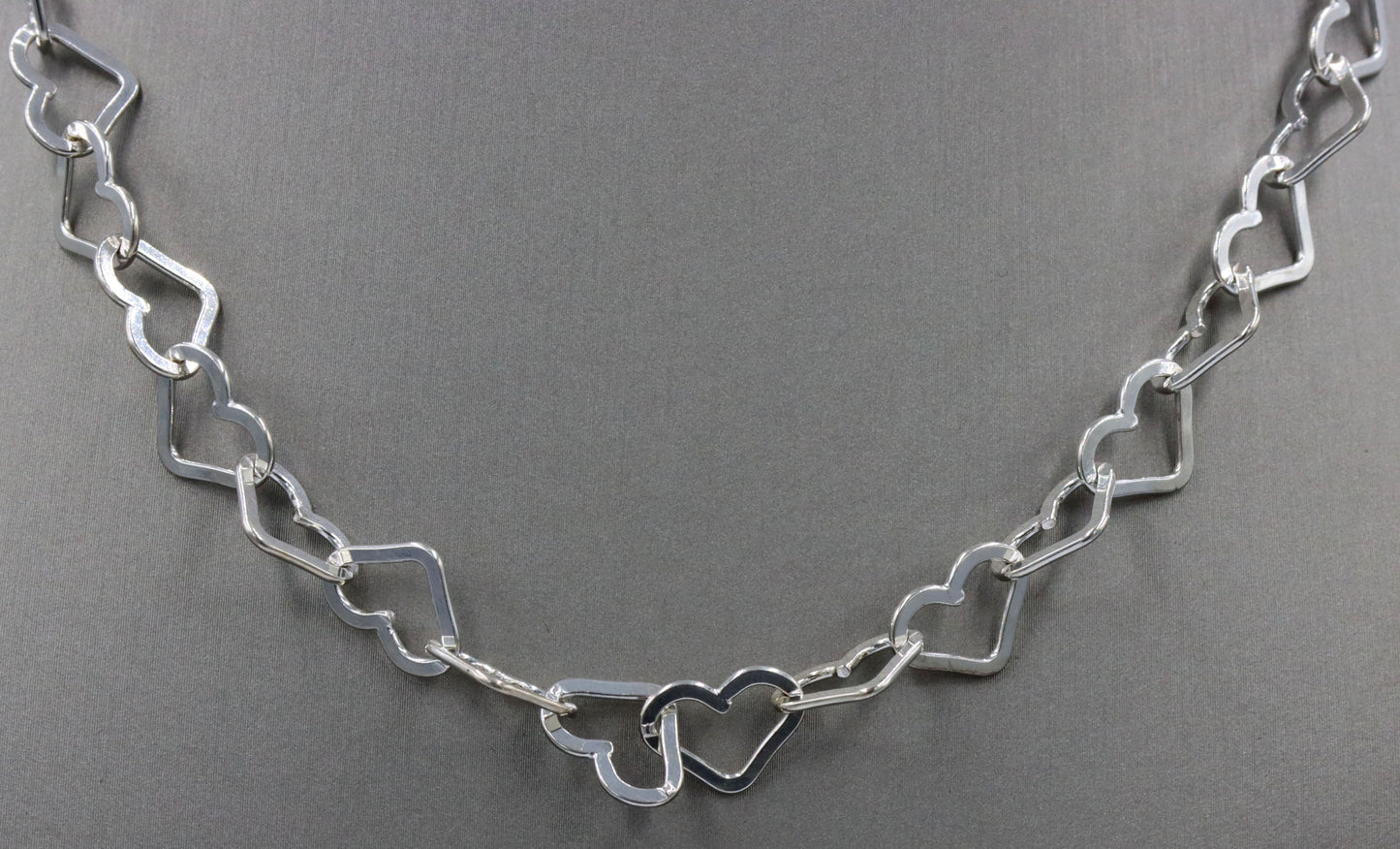 925 Sterling silver heart shaped link chain necklace