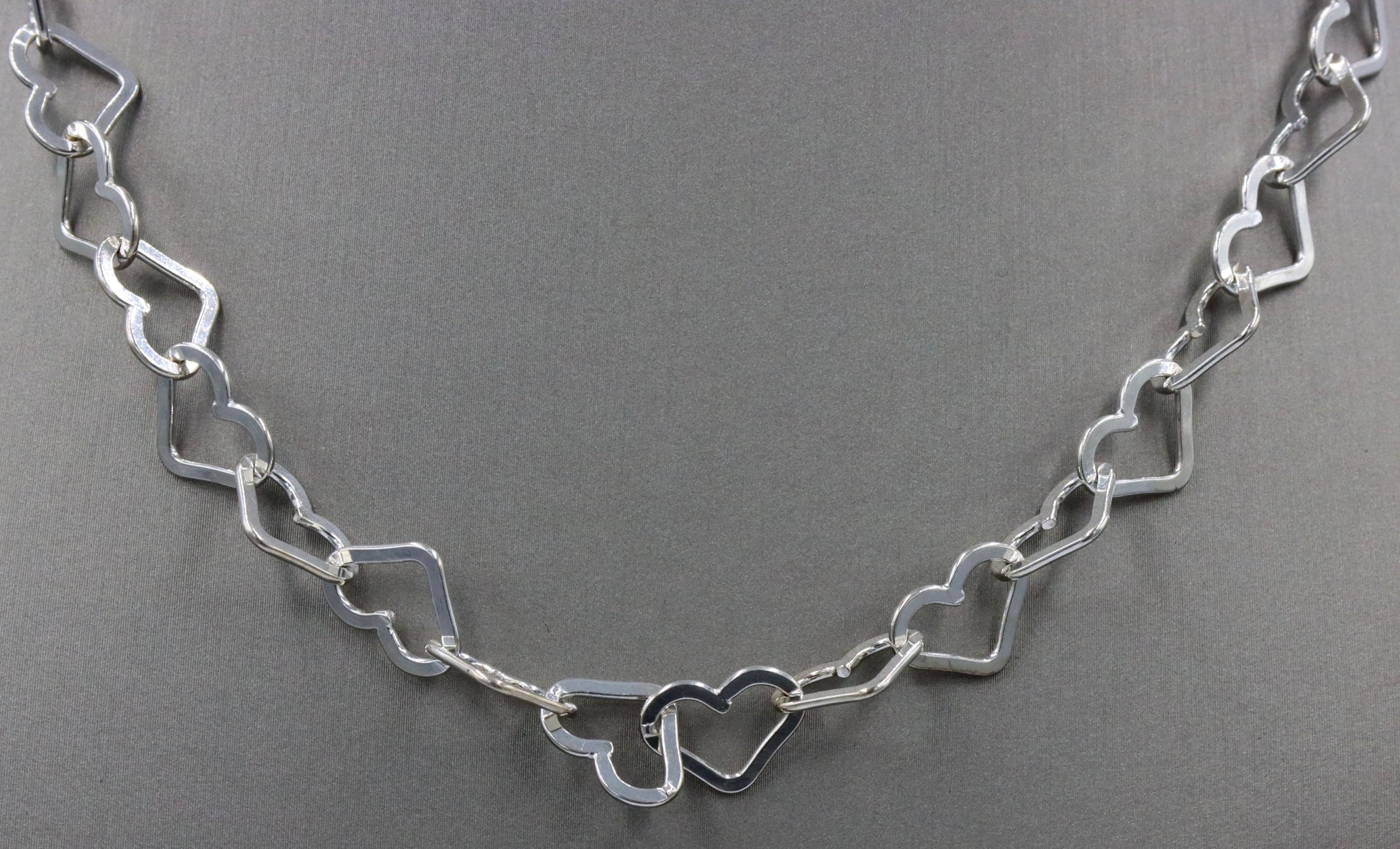 925 Sterling silver heart shaped link chain necklace
