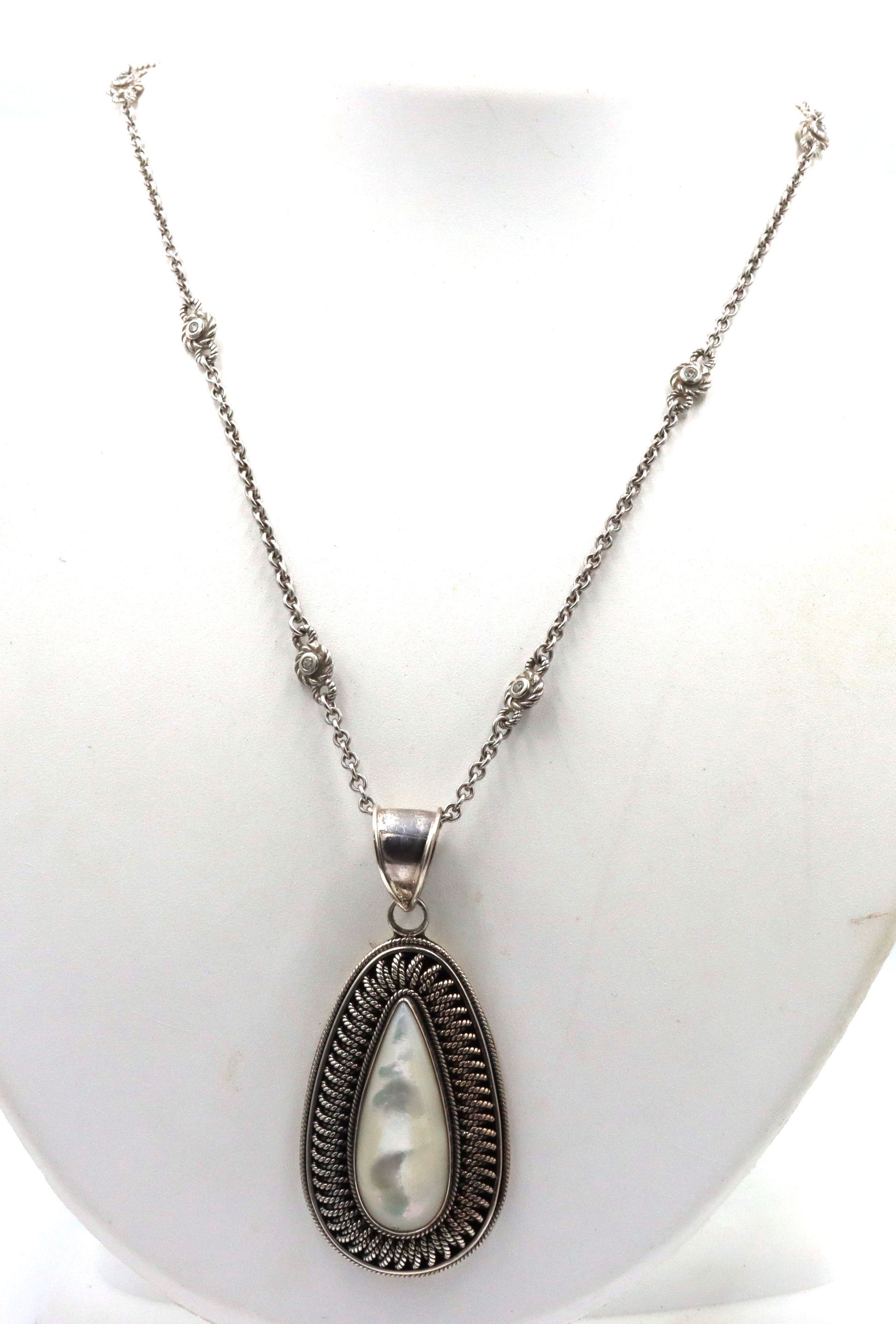 925 Sterling Silver BA Suarti Bali Mother Of Pearl Necklace