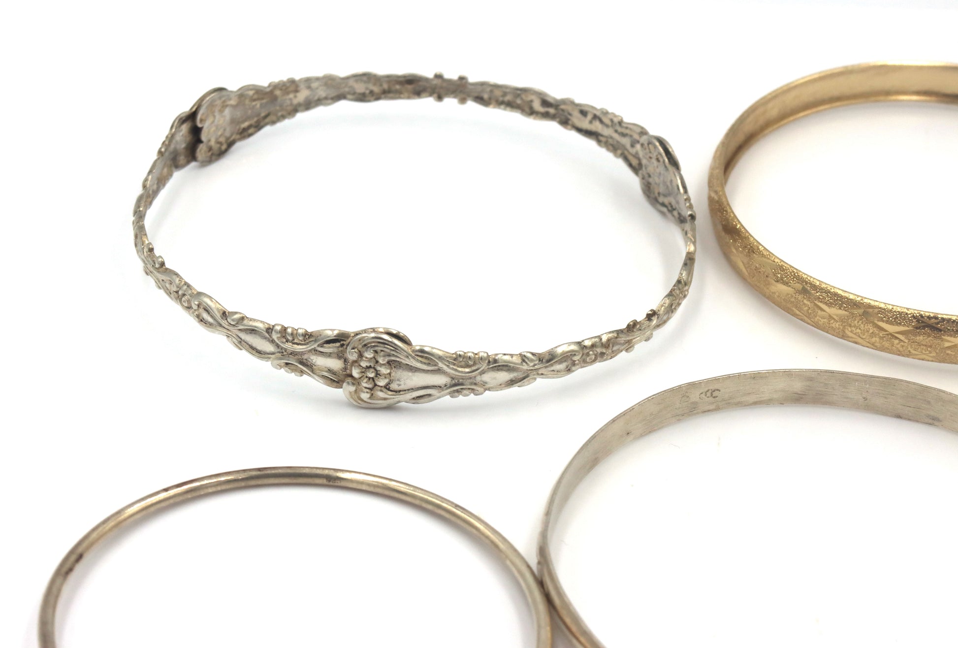 Group lot of 7 Vintage 925 sterling silver bangles