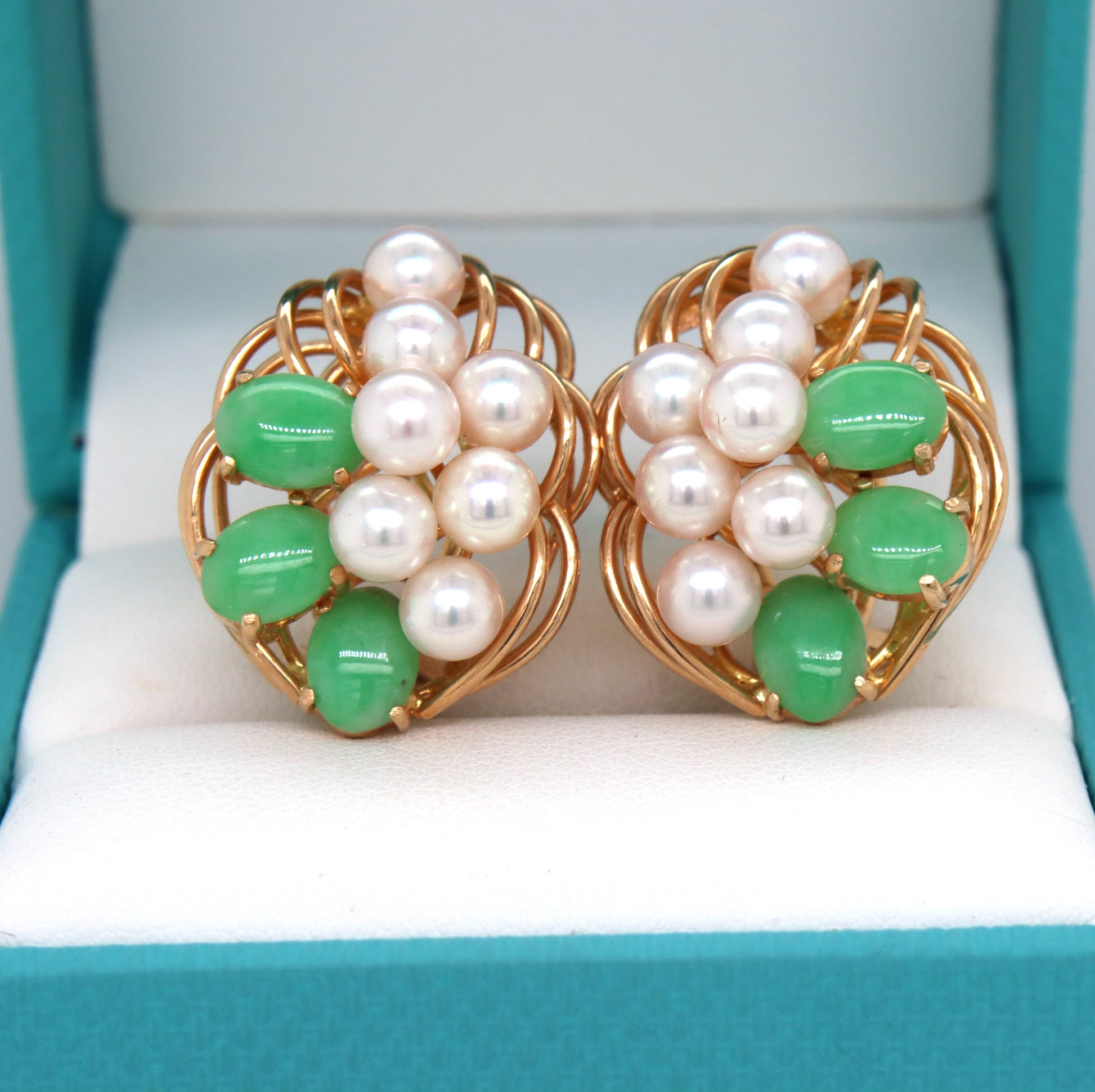 14kt Yellow gold white fresh water pearl and Jade earrings