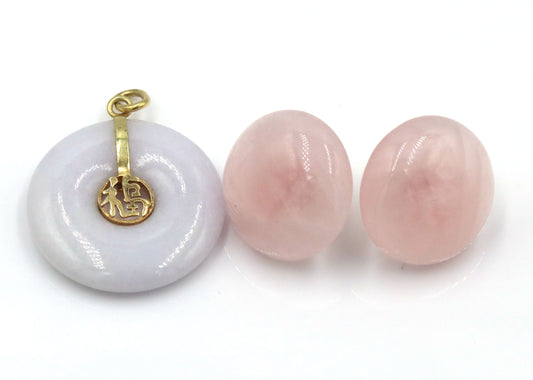 Set of 14kt yellow gold Jade stud earrings and pendant
