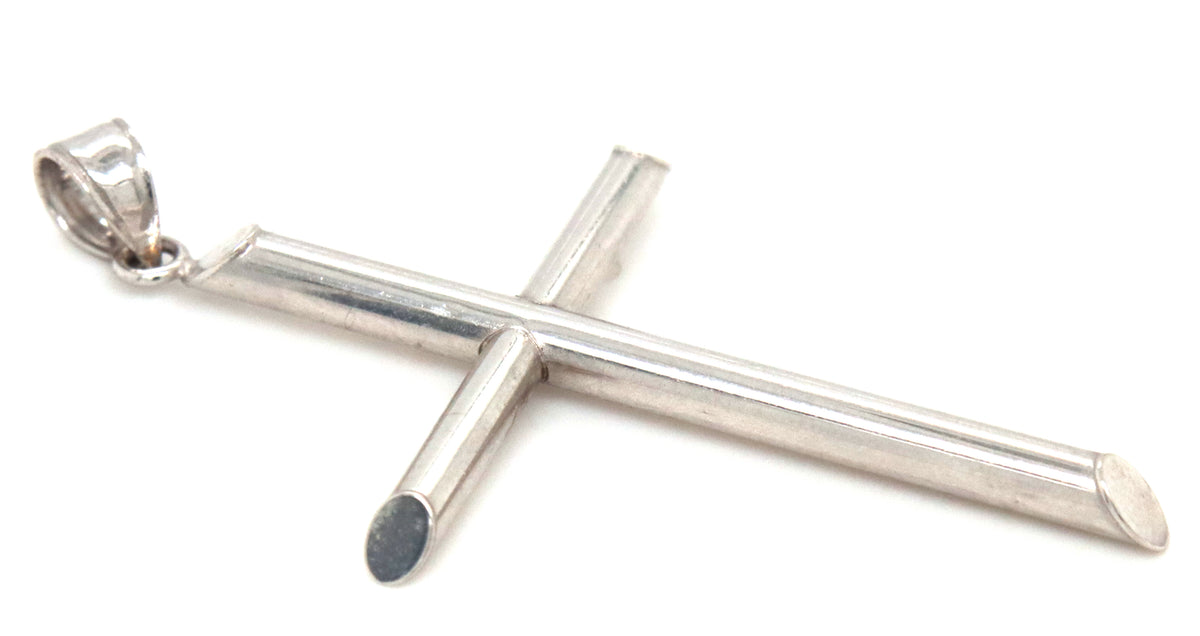 14kt White gold cross pendant