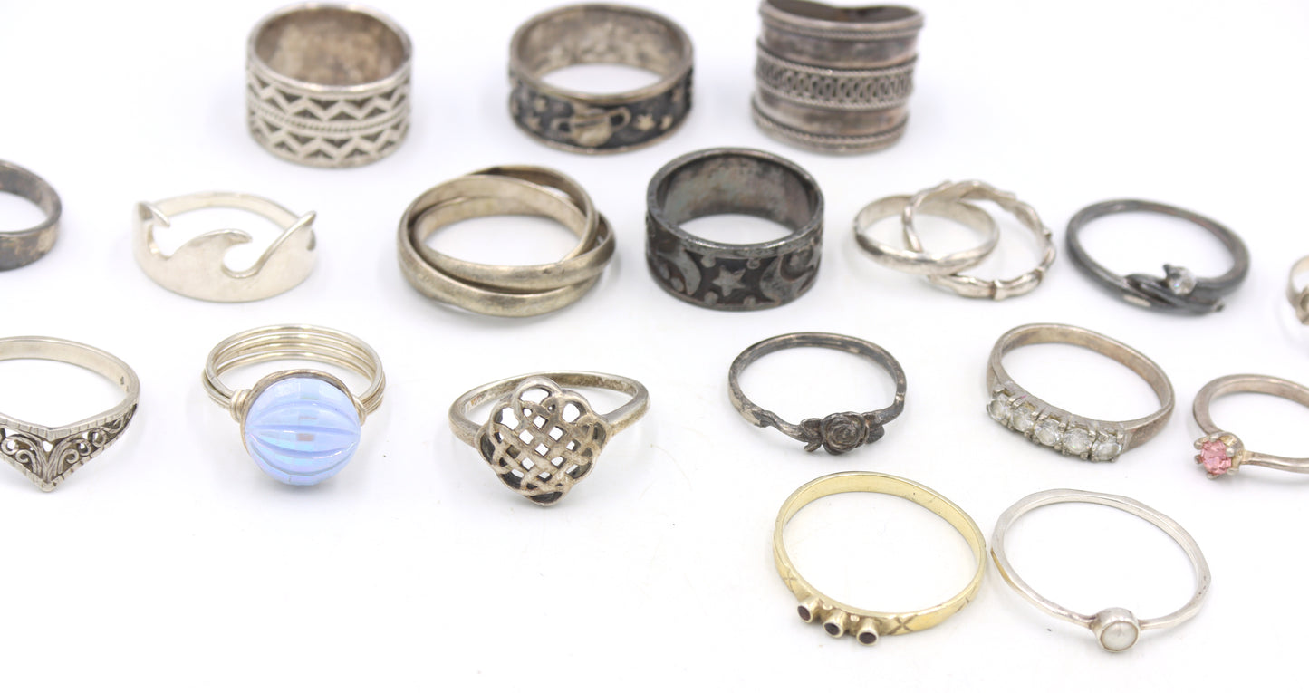Group lot of Vintage 925 sterling silver rings