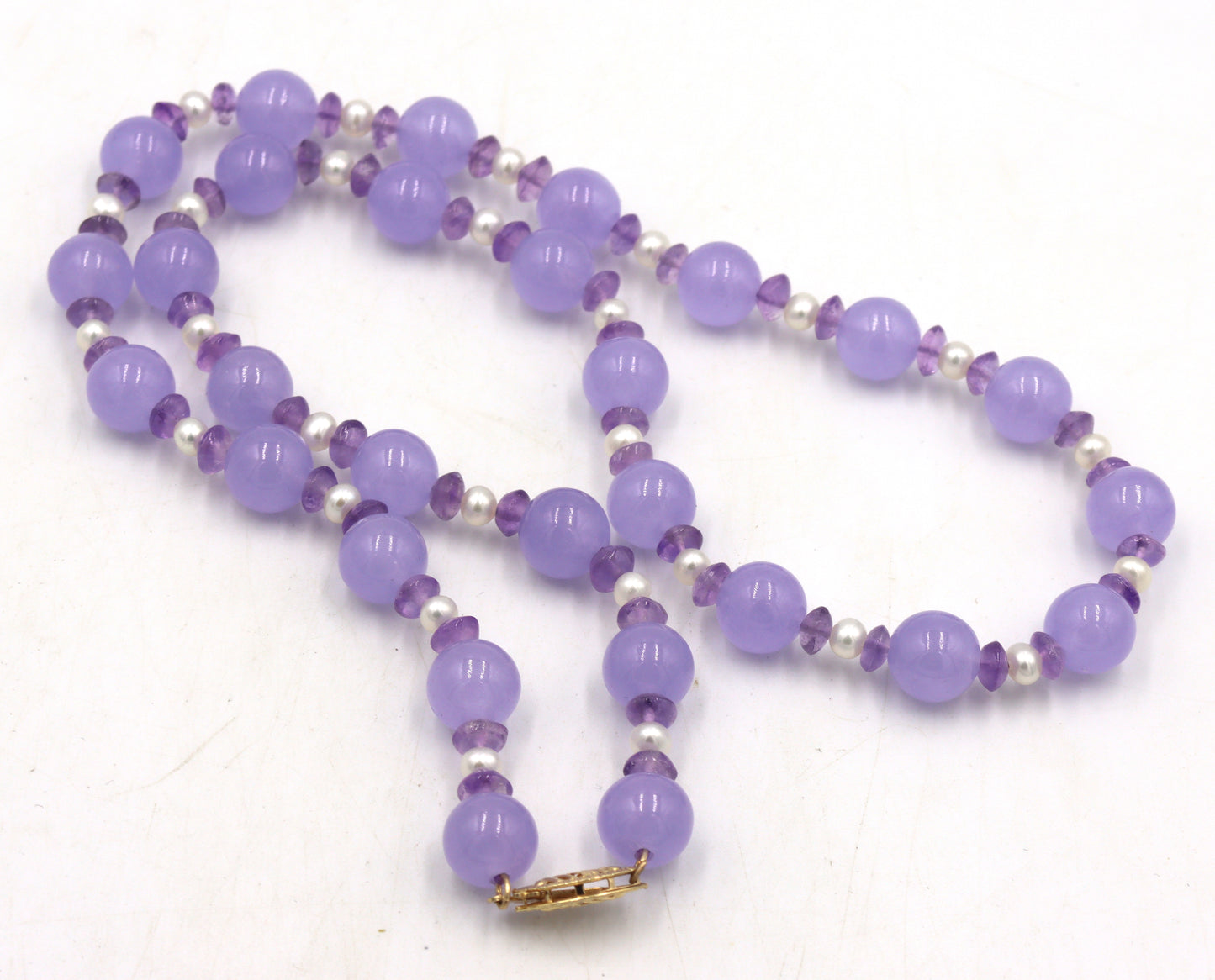 Amethyst and pearl beaded necklace