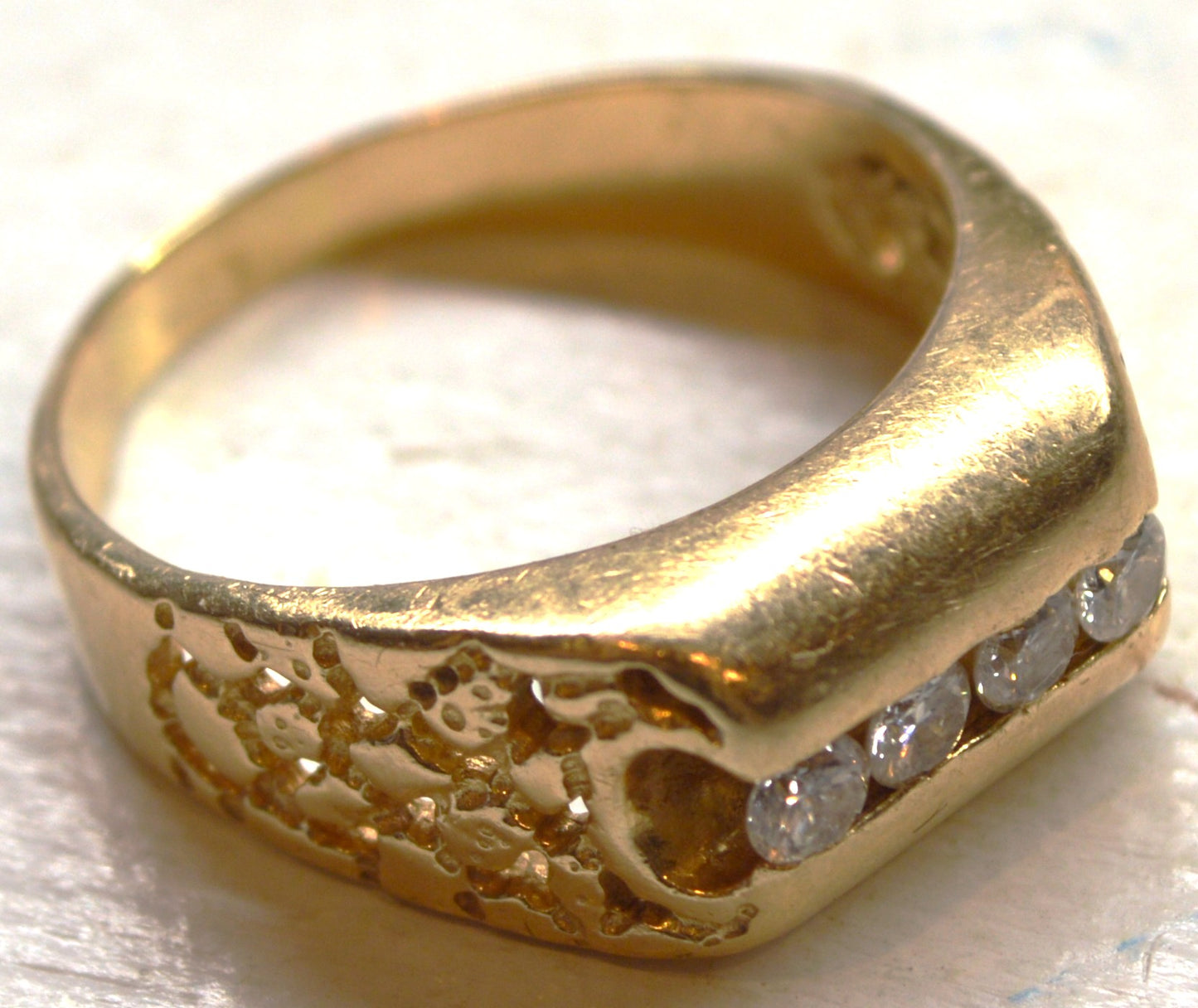 Men’s Estate 14K Yellow Gold Diamond Ring 0.25 CTW Channel Set, 9.3 Grams, Size 11