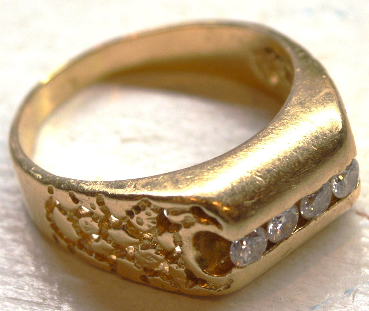 Men’s Estate 14K Yellow Gold Diamond Ring 0.25 CTW Channel Set, 9.3 Grams, Size 11