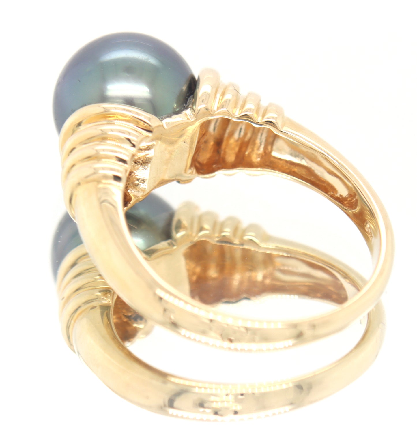 14kt Yellow Gold 10.5mm Tahitian Pearl Ring