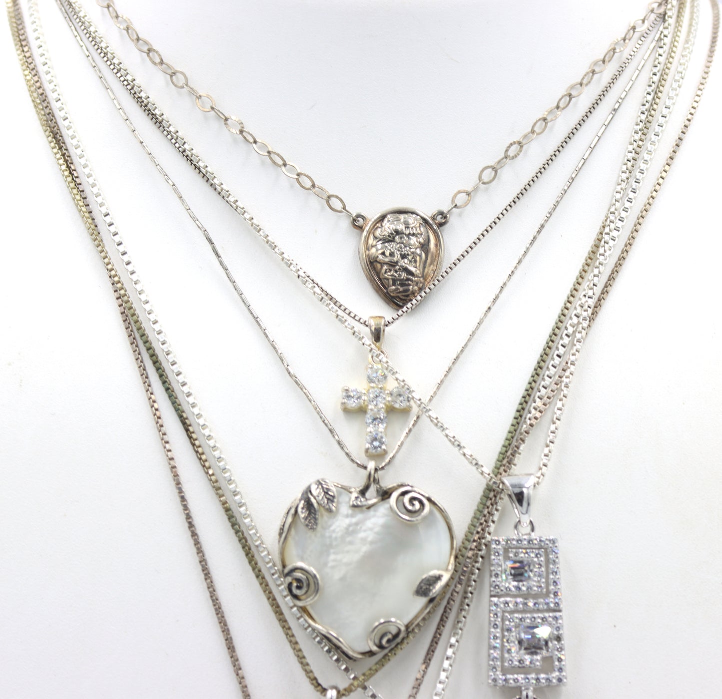 Group lot of 7 Vintage 925 sterling silver necklaces