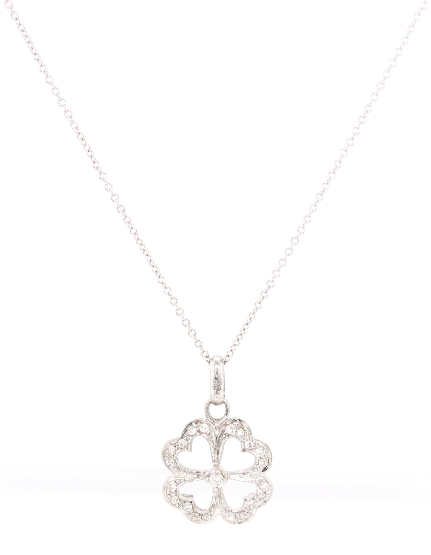 18kt White gold diamond heart clover charm pendant on chain