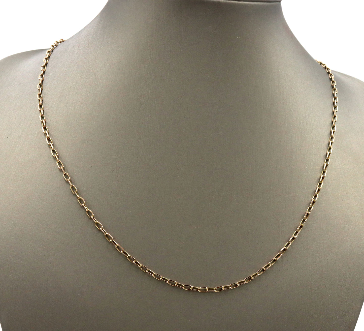 14kt Yellow gold oval link chain necklace