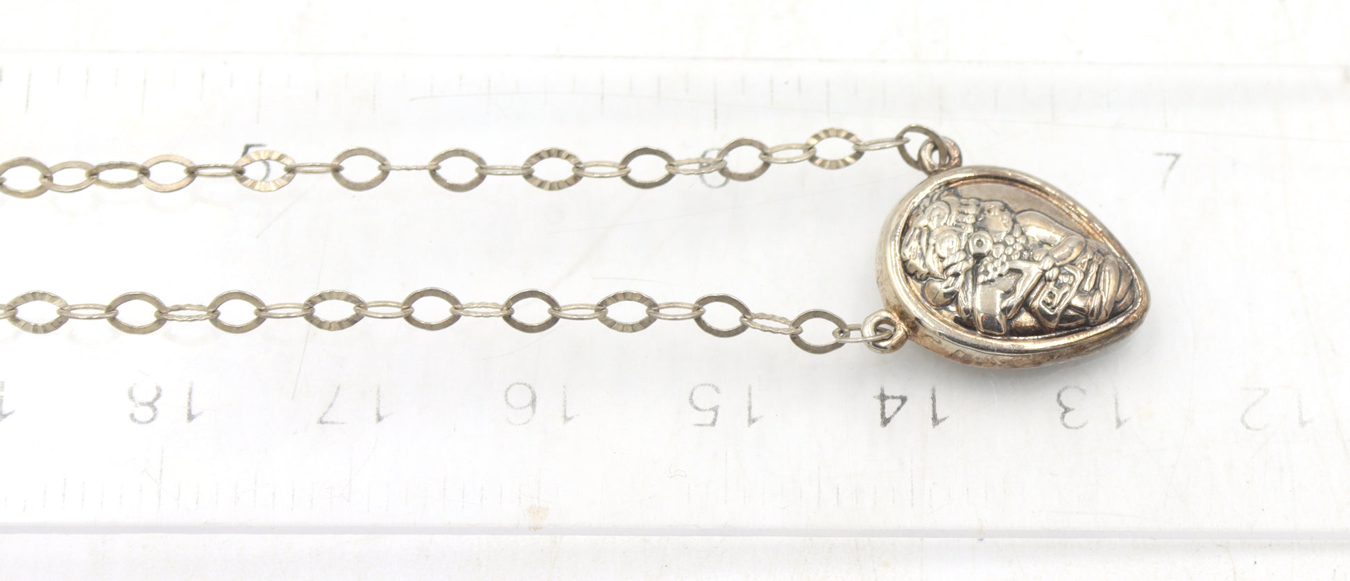 Group lot of 7 Vintage 925 sterling silver necklaces