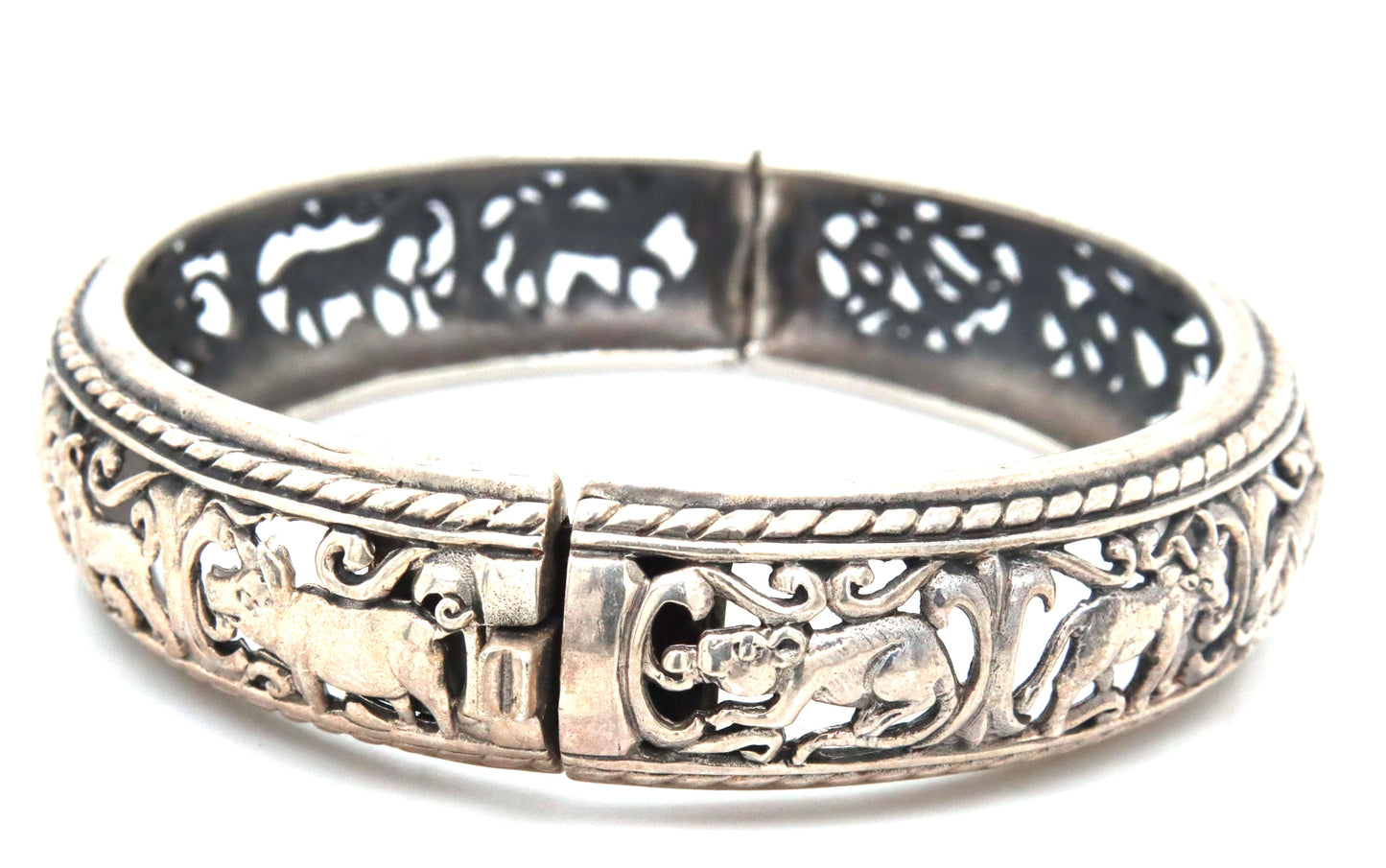 925 Sterling Silver Solid "Sprit Of Africa" Bangle