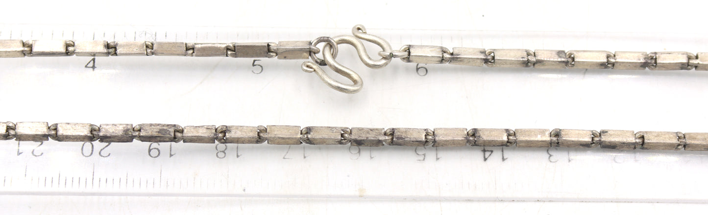 Group lot of 6 Vintage 925 sterling silver necklaces