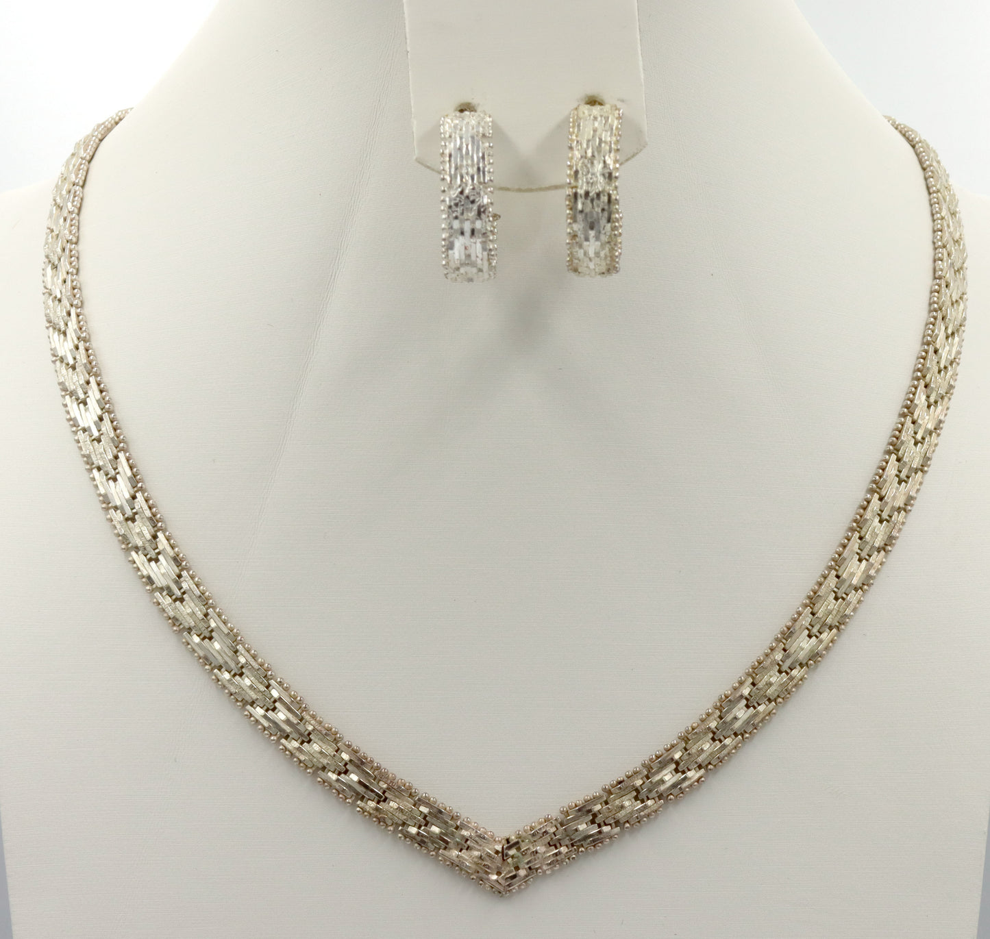 Set of 925 sterling silver textured basketweave chevron V shaped necklace and earrings
