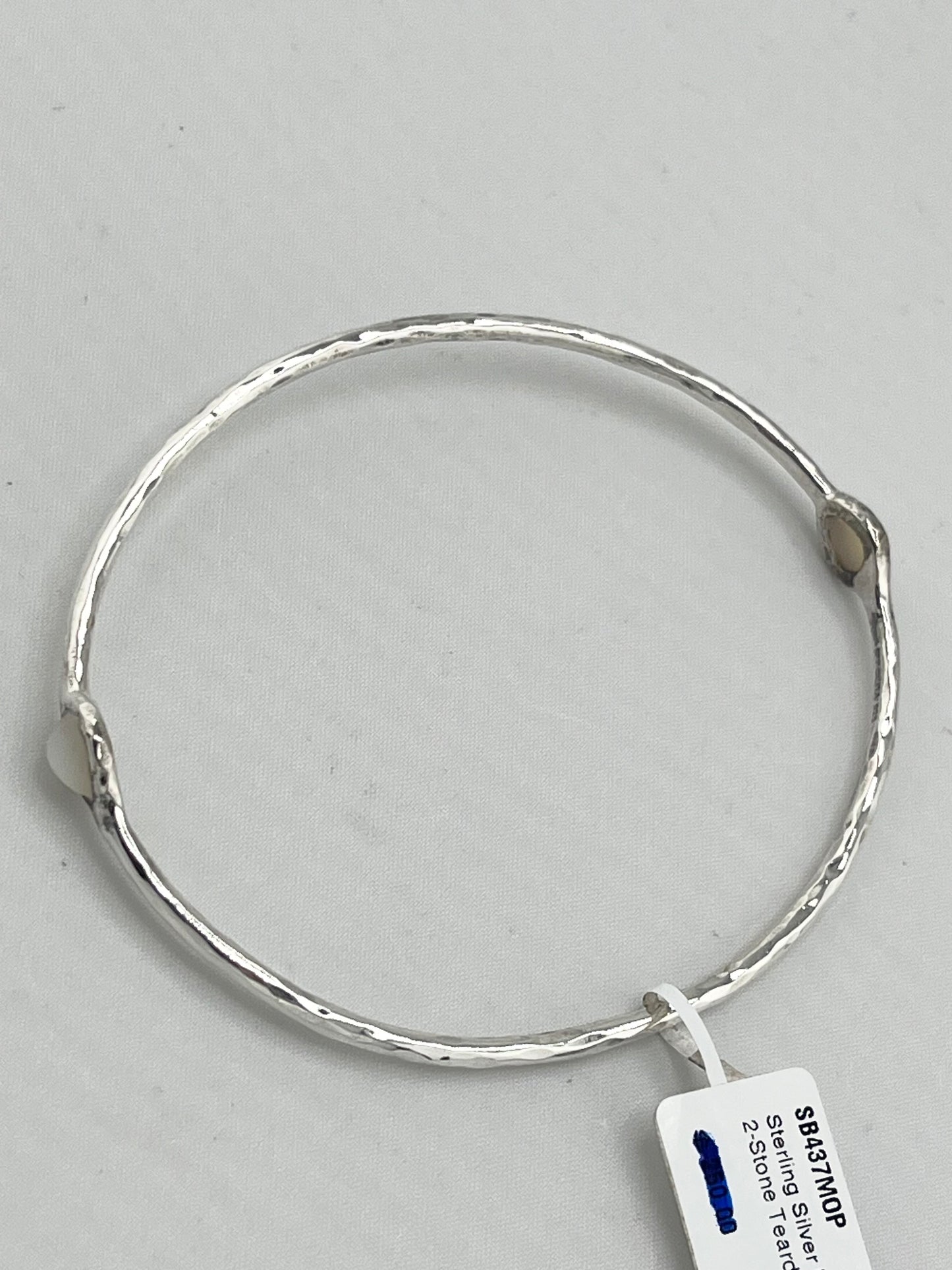925 Serling Silver Ippolita Hammered Oval Moon Stone Bangle