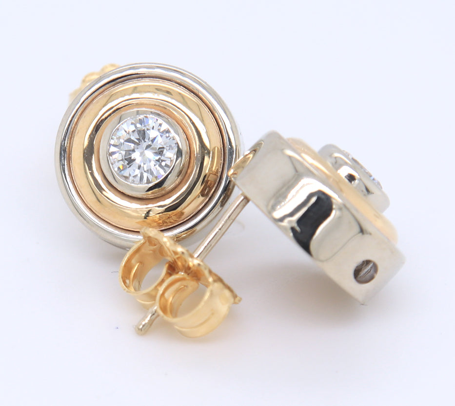 Attractive Two Tone Gold approximate 0.50ctw 2 Tone Bezel Set Diamond Earrings