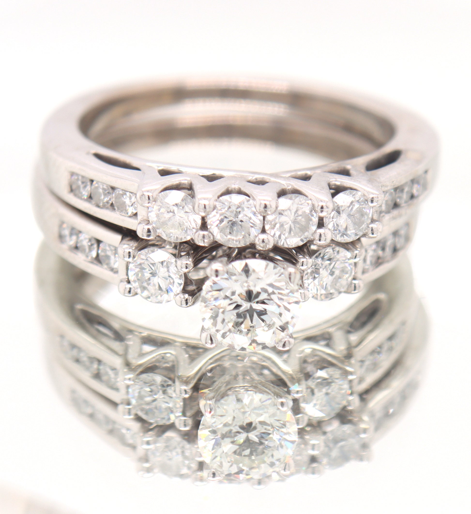 Dazzling White Gold Diamond Wedding Set