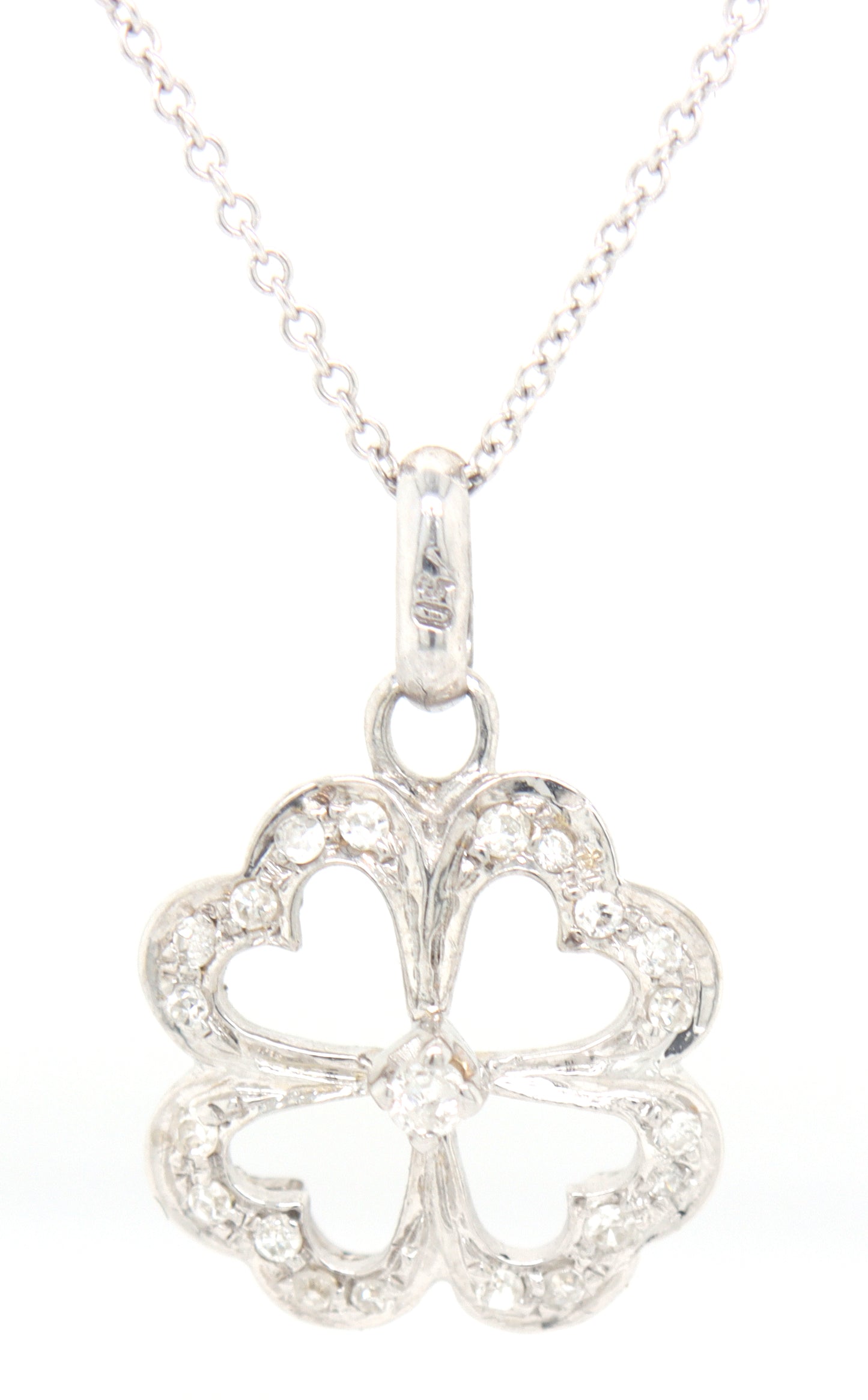 18kt White gold diamond heart clover charm pendant on chain