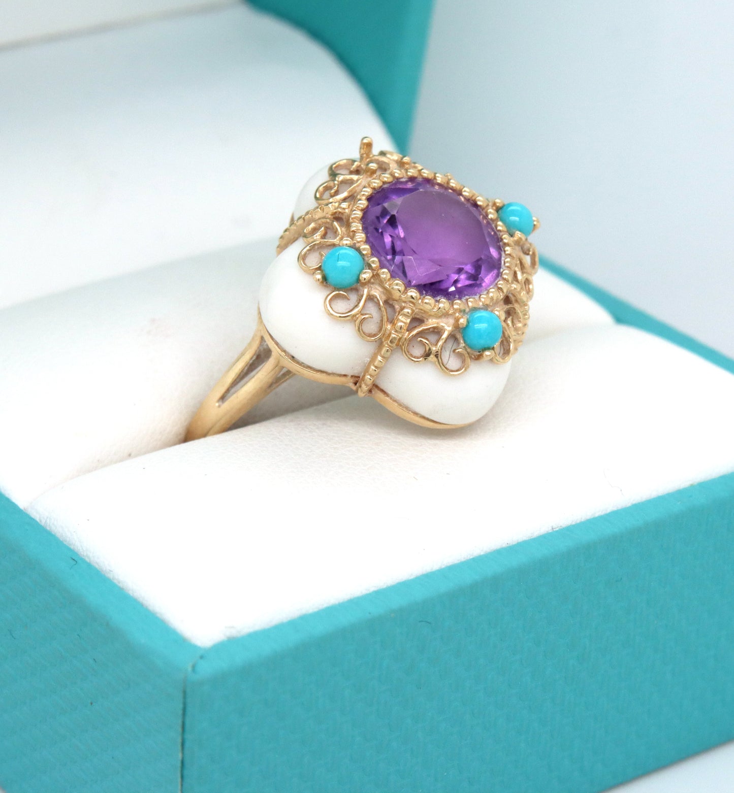 14kt Yellow gold white agate, amethyst and turquoise ring