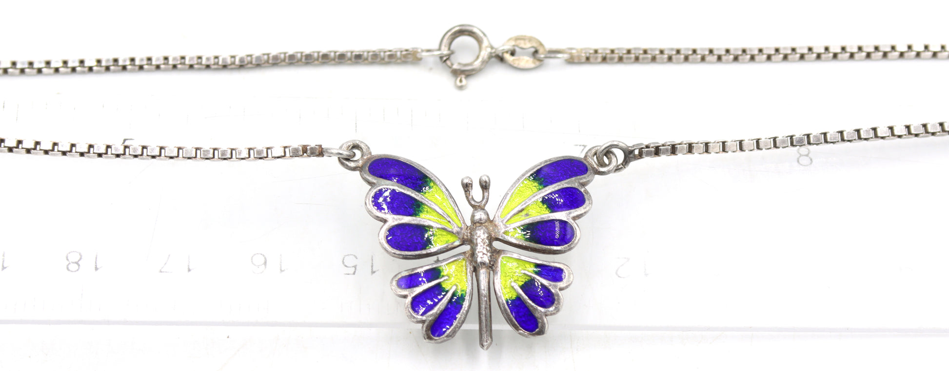 Group lot of 5 Vintage 925 sterling silver necklaces