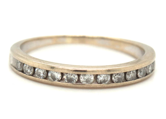 10kt White gold round brilliant cut diamond band