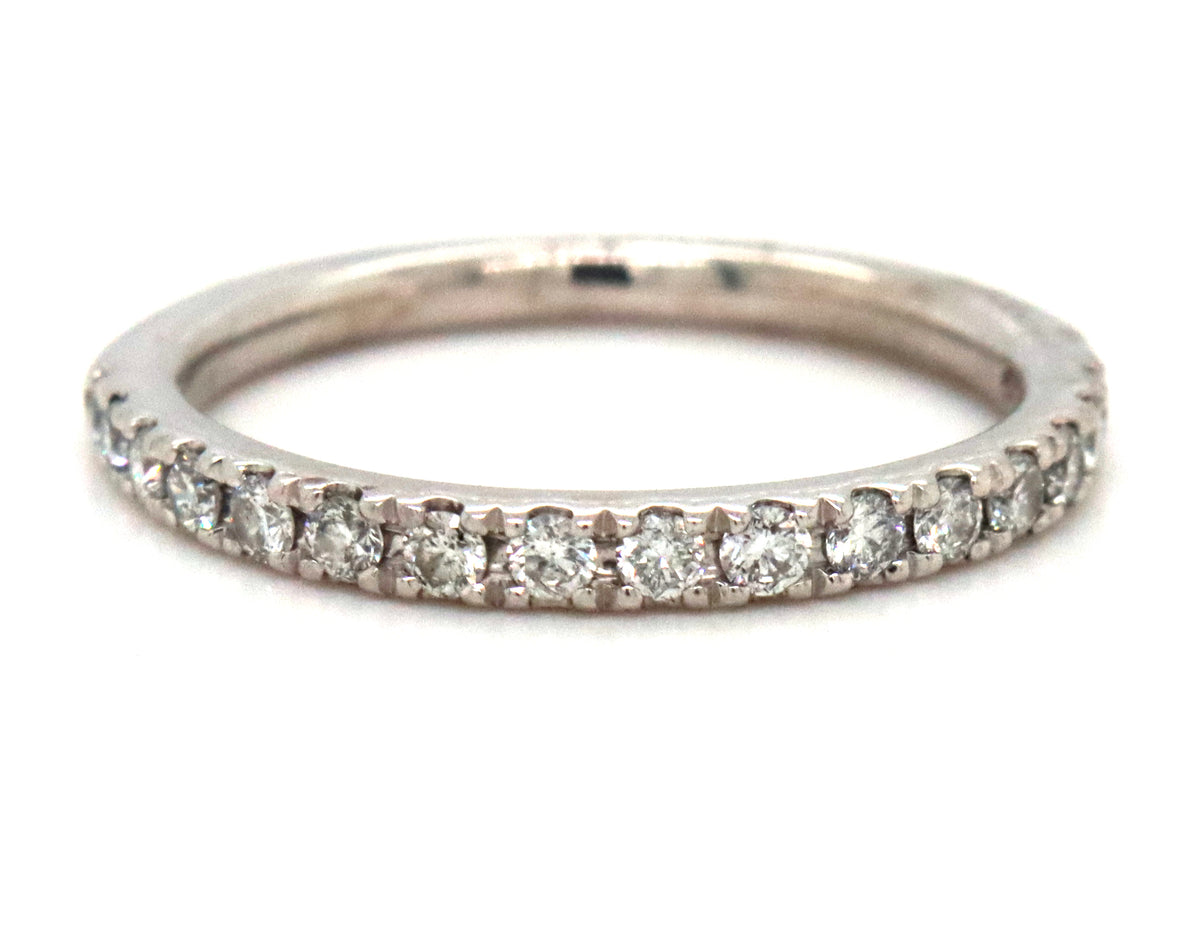 10kt White gold 0.50ctw diamond band