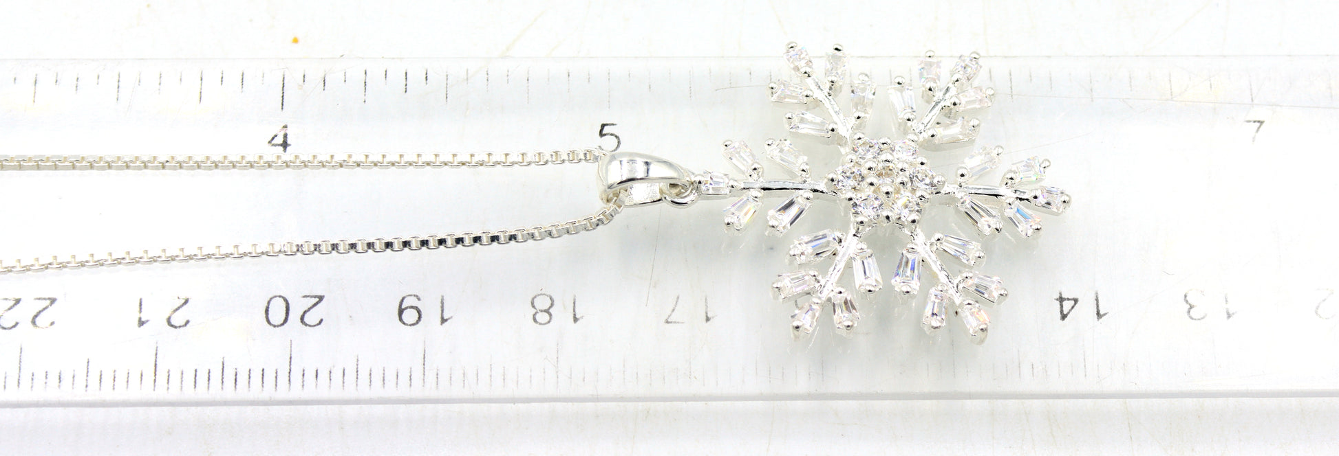 Group lot of 5 Vintage 925 sterling silver necklaces