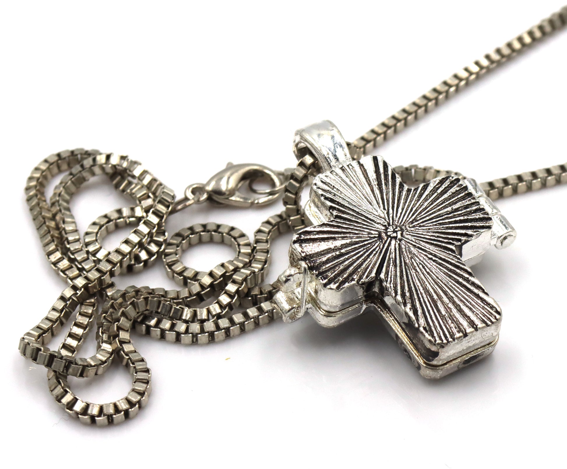 925 Sterling silver cross locket pendant on box chain necklace
