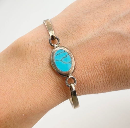 925 Sterling Silver Mexico Navajo-Style Handmade Natural Turquoise Center Cuff Bracelet