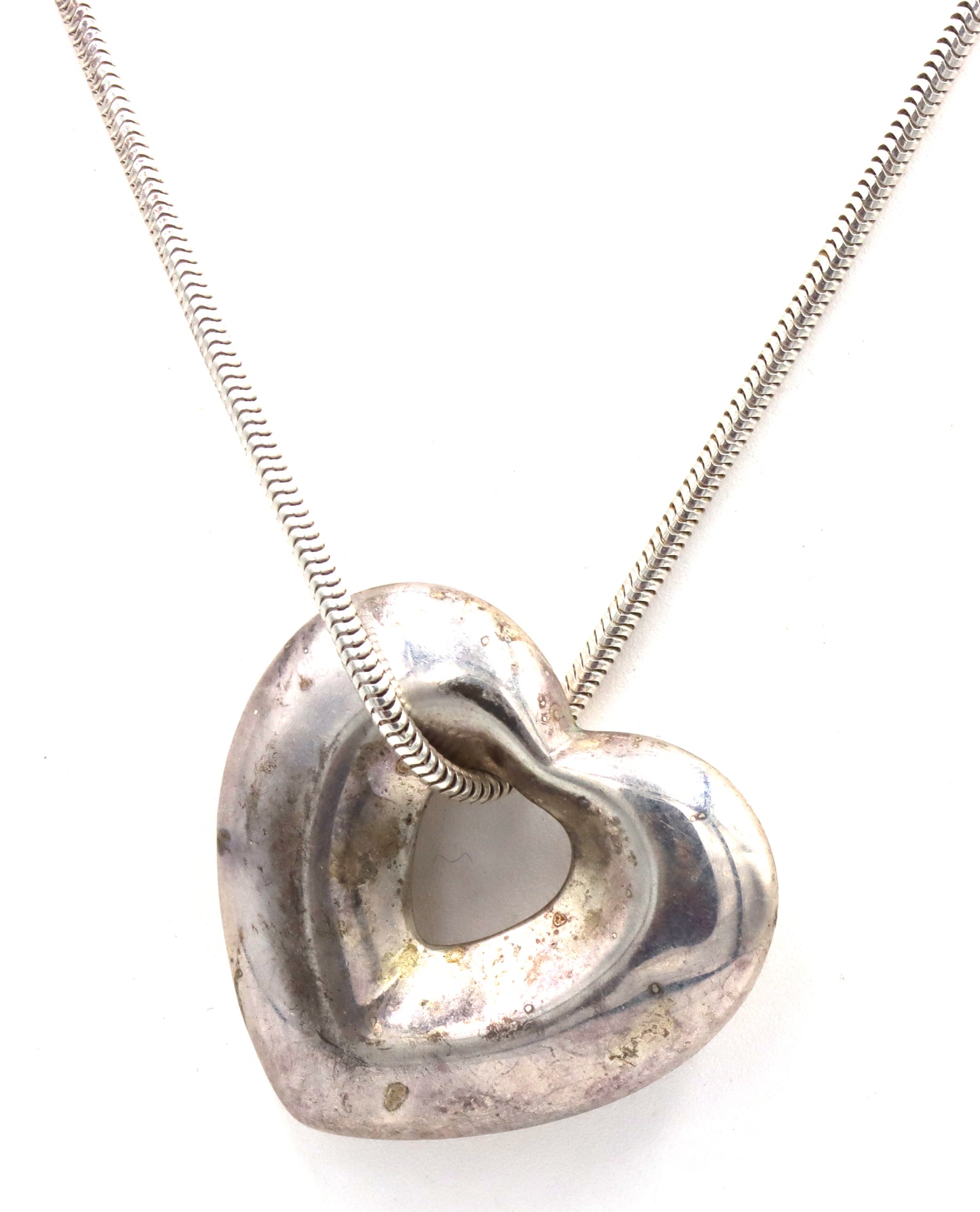 925 Sterling silver heart shaped pendant on snake chain necklace